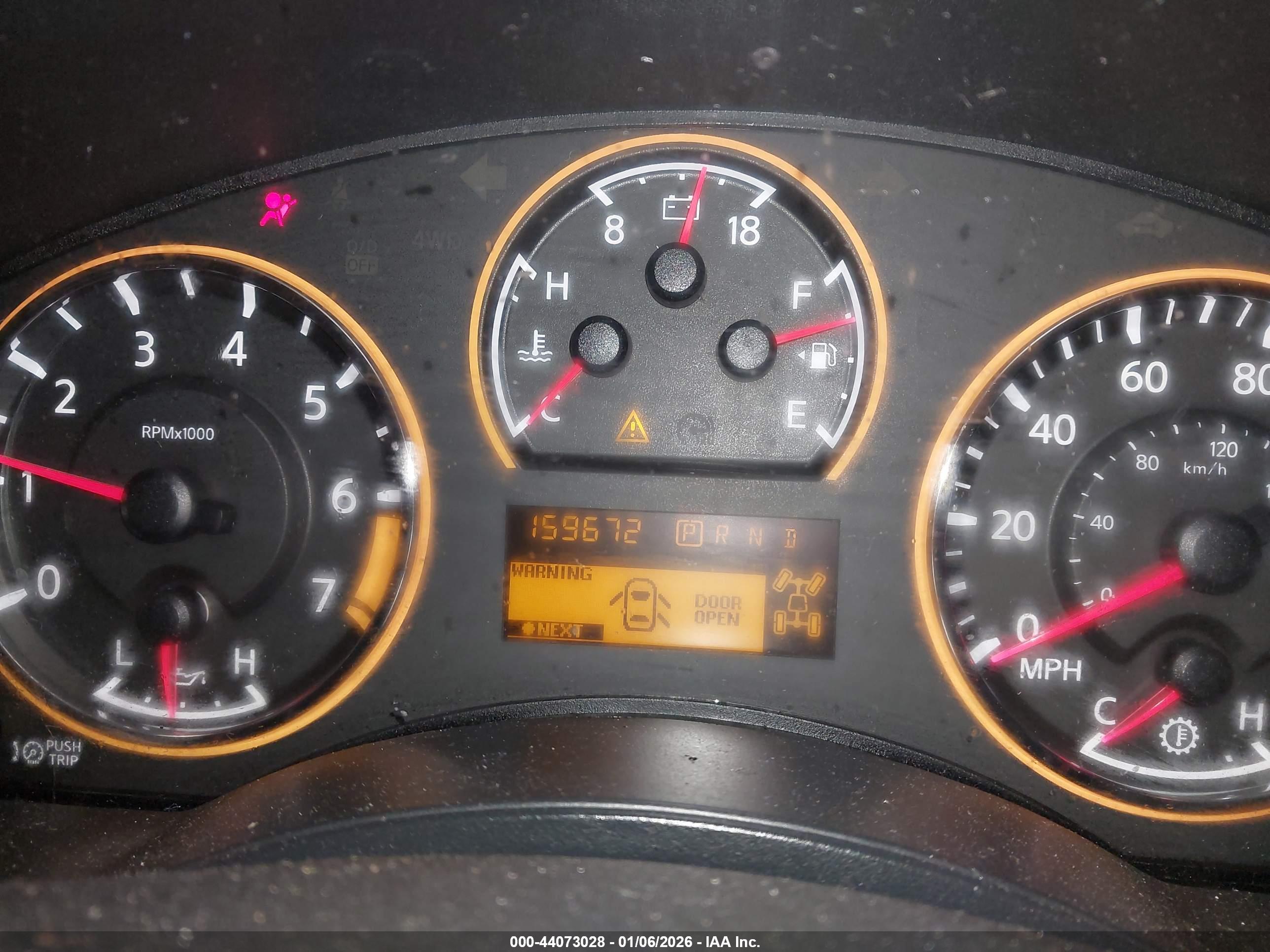 NISSAN ARMADA image 7