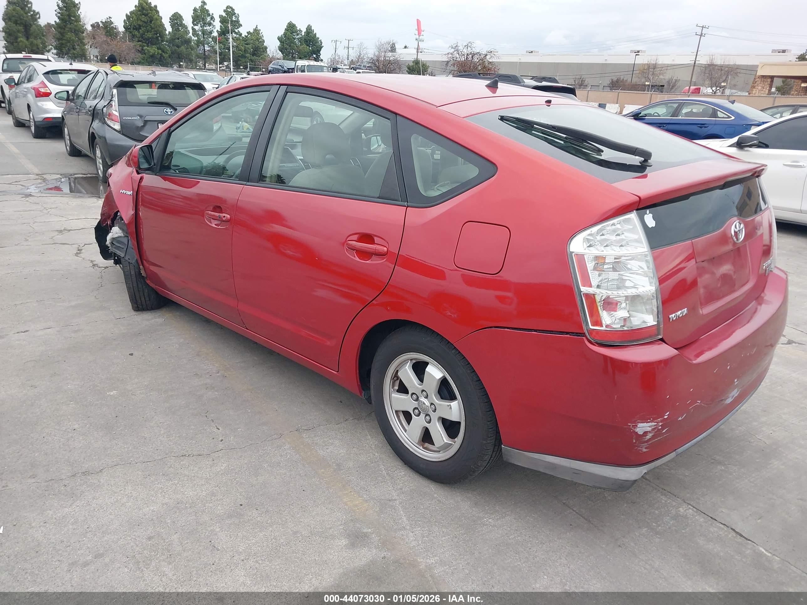 TOYOTA PRIUS image 3
