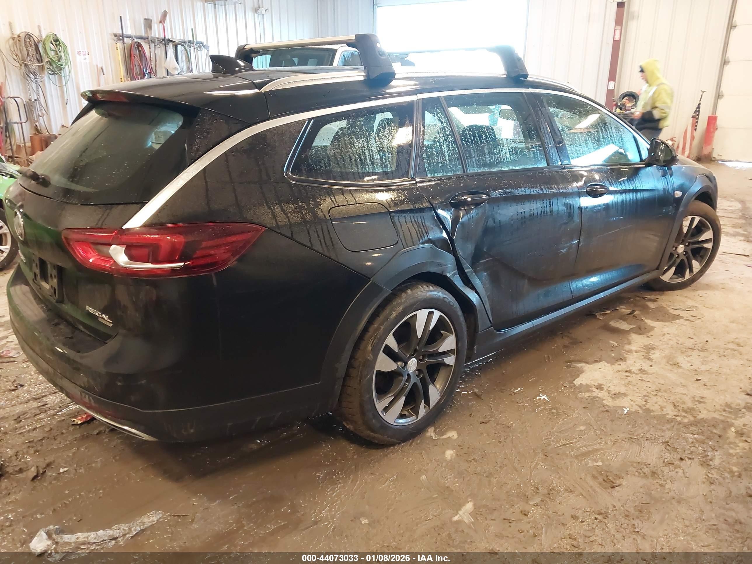 BUICK REGAL image 4