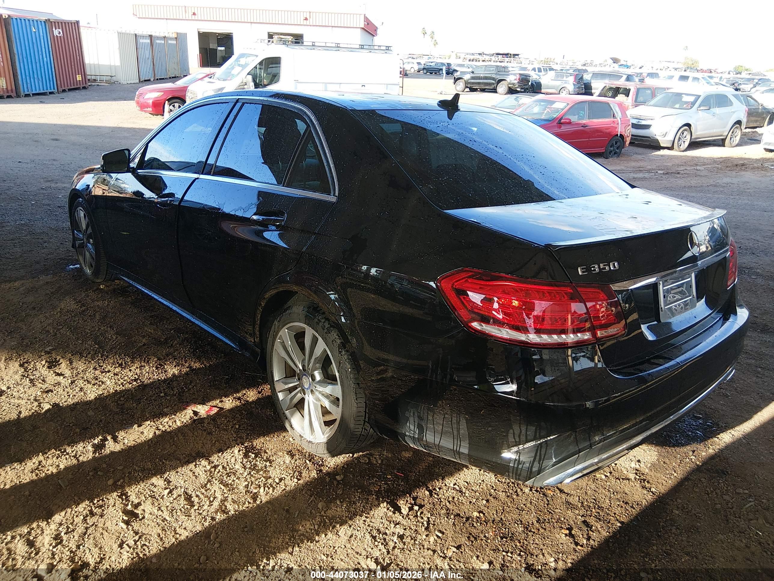 MERCEDES-BENZ E image 3