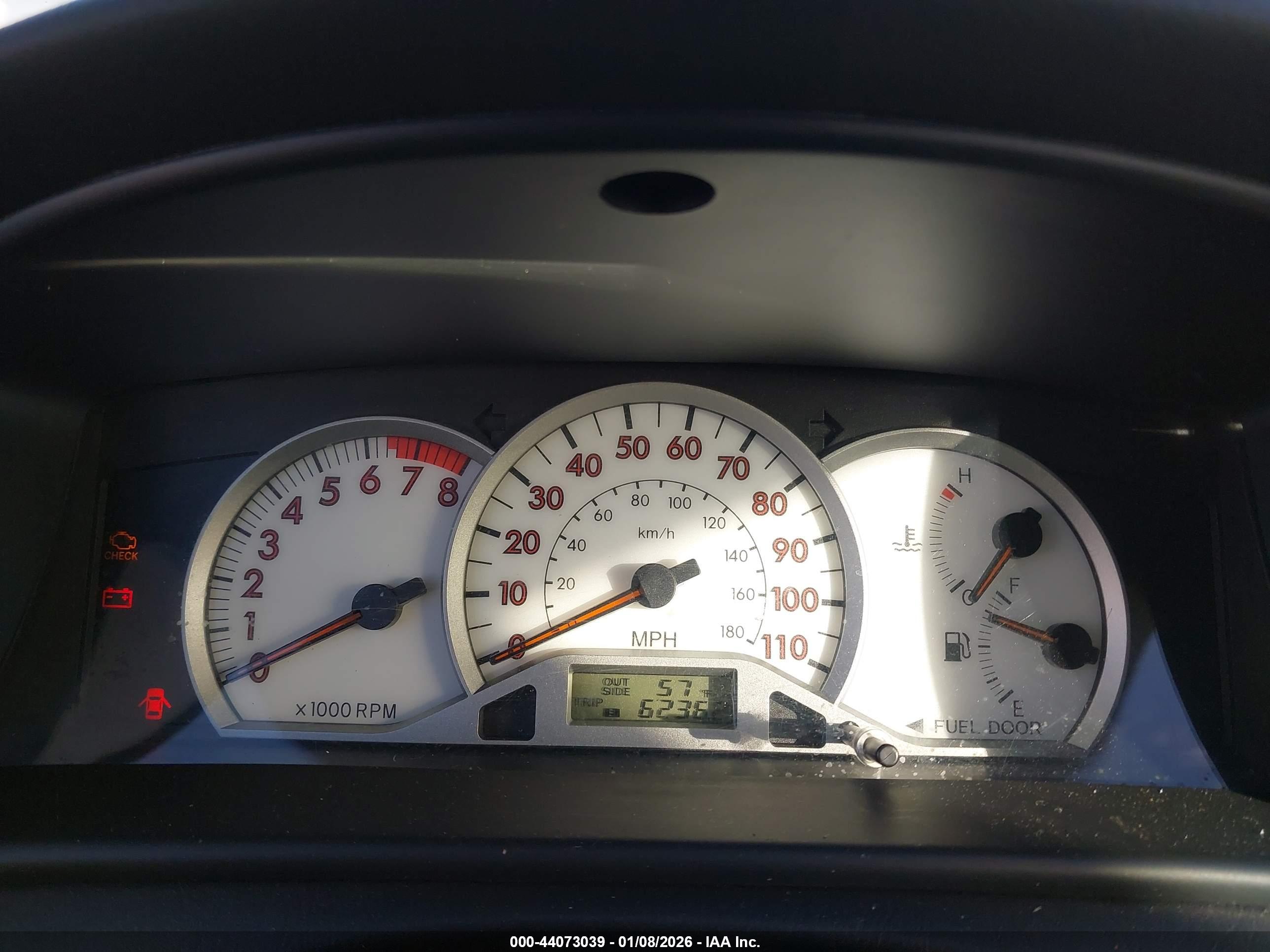 TOYOTA COROLLA image 7