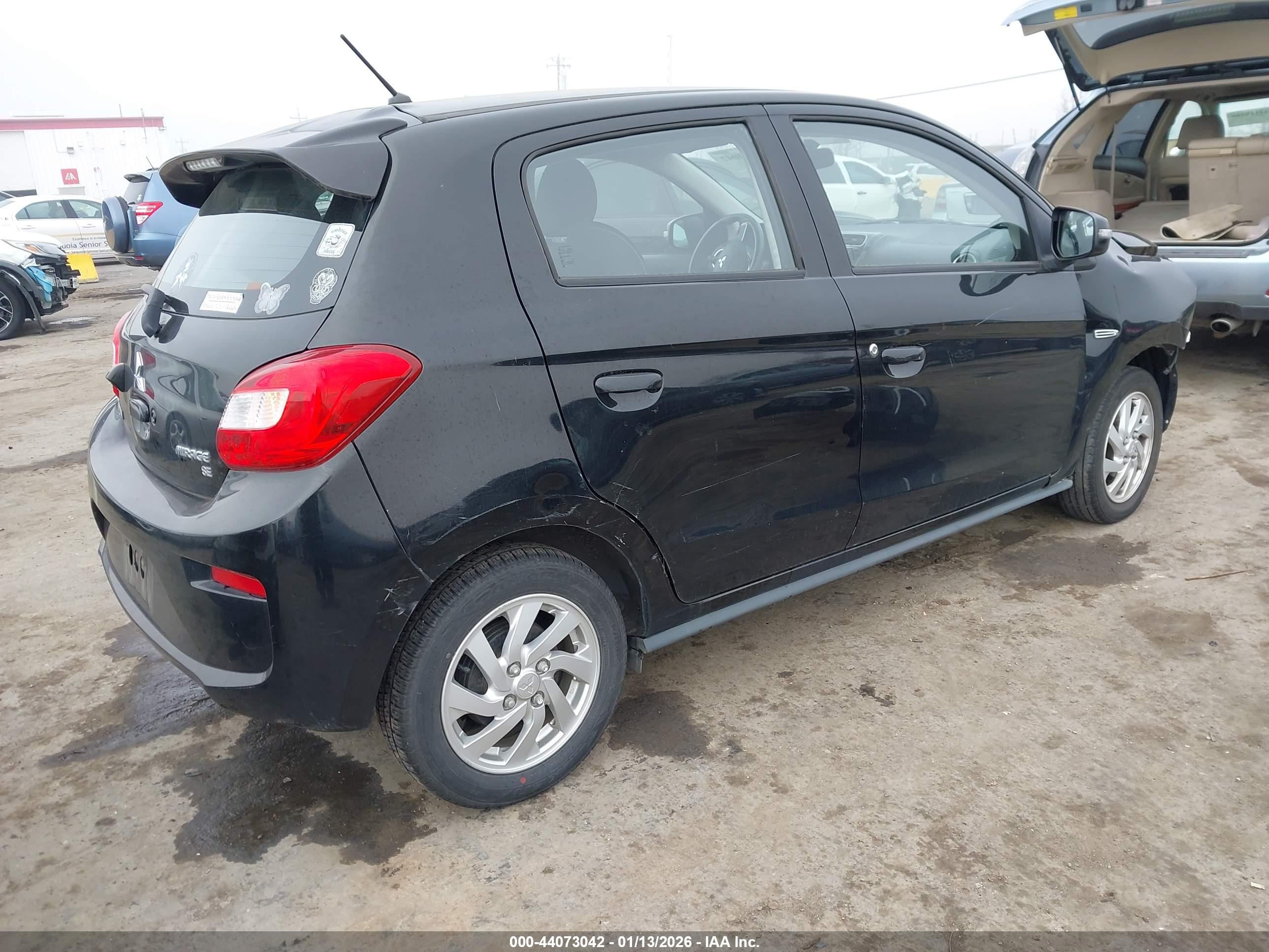 MITSUBISHI MIRAGE image 4