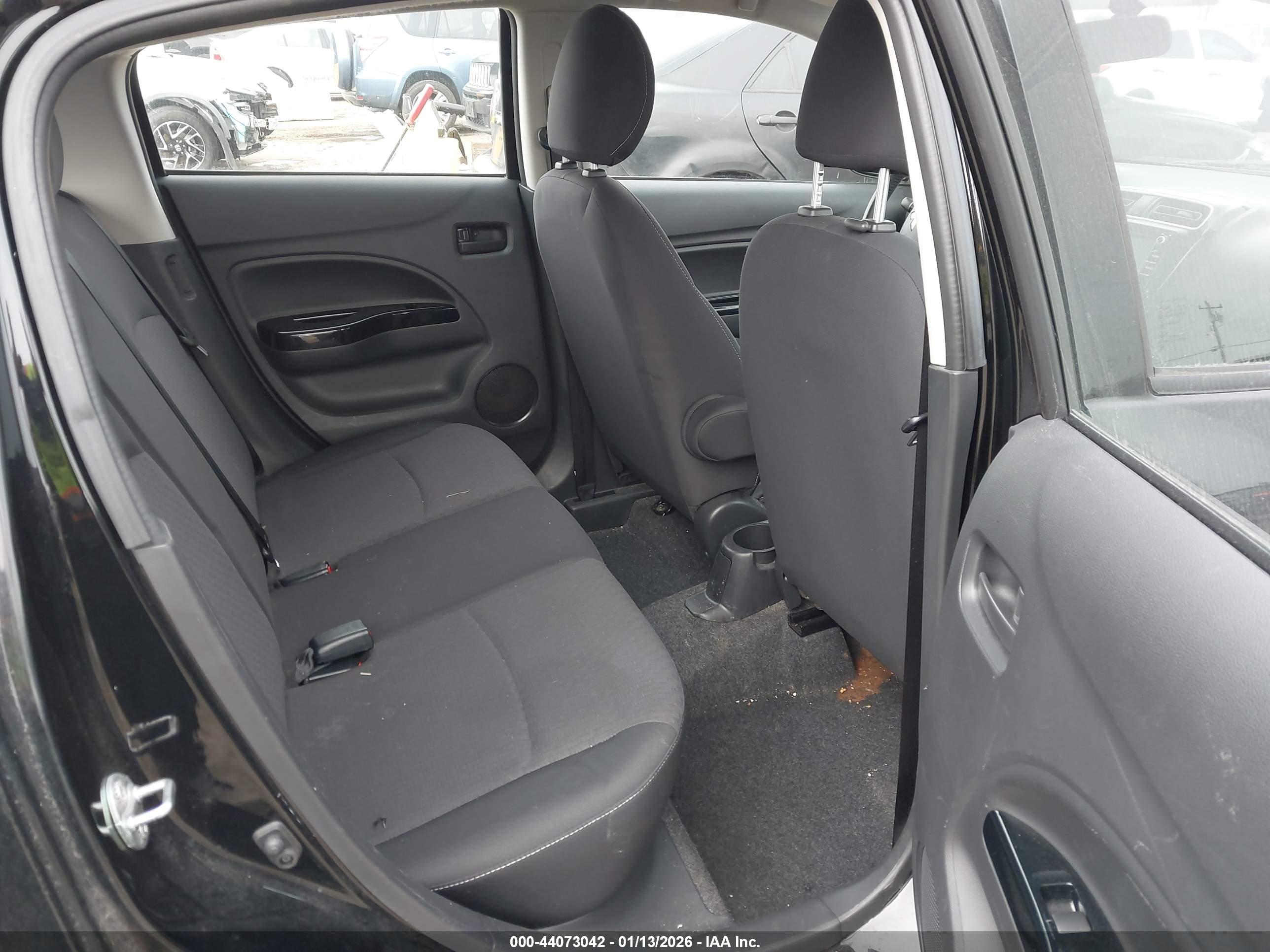 MITSUBISHI MIRAGE image 8