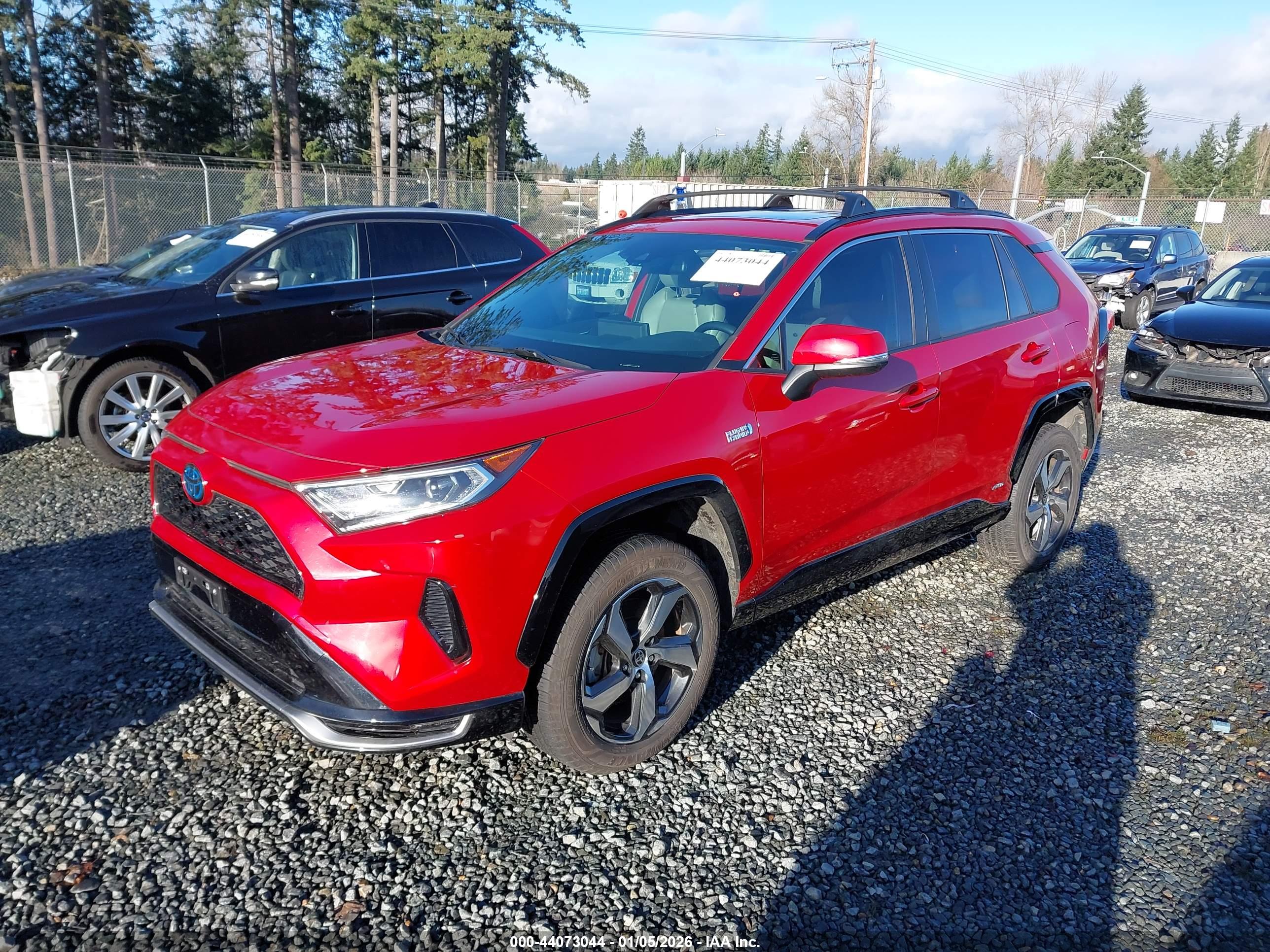 TOYOTA RAV4 image 2