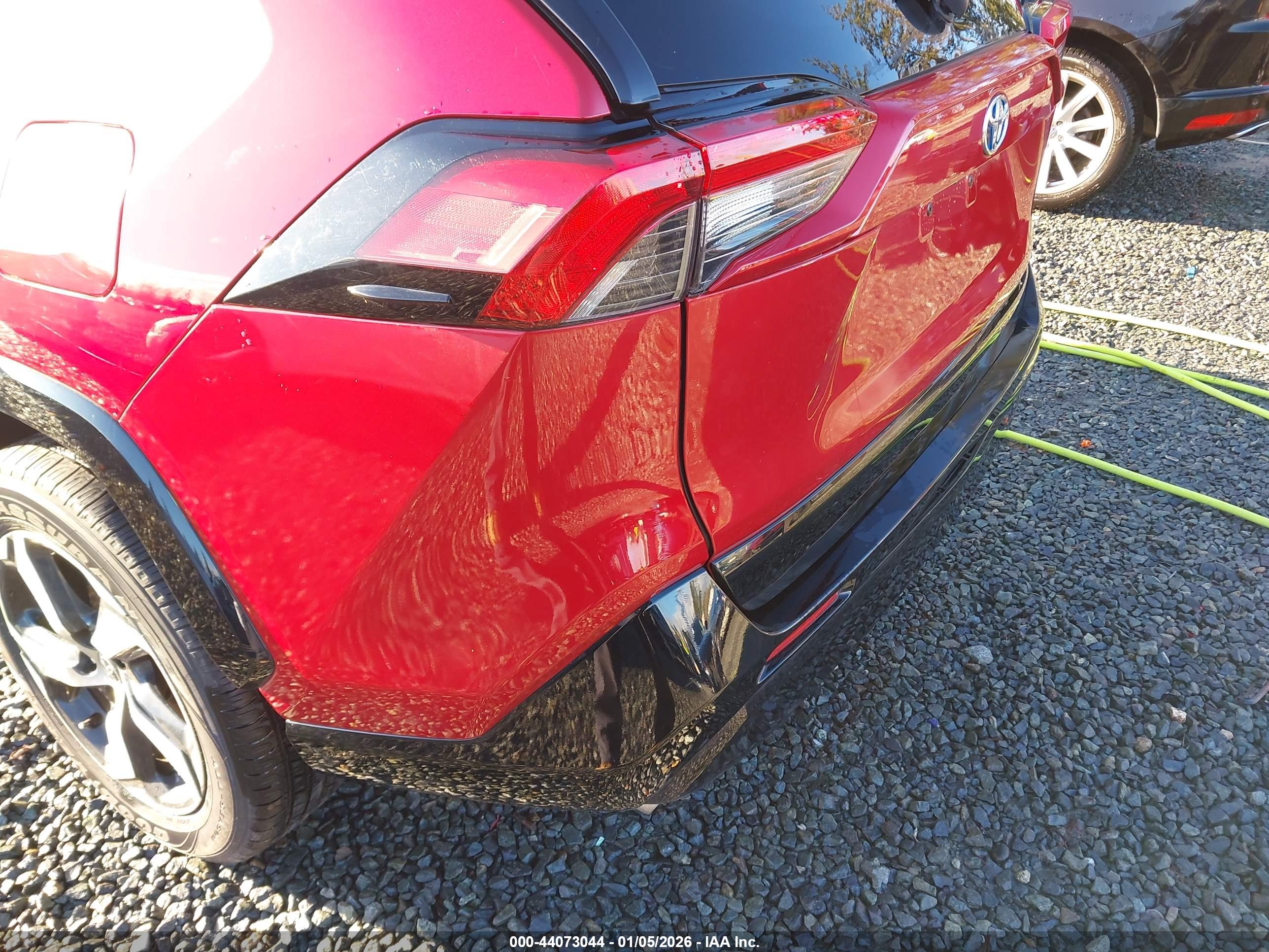 TOYOTA RAV4 image 6