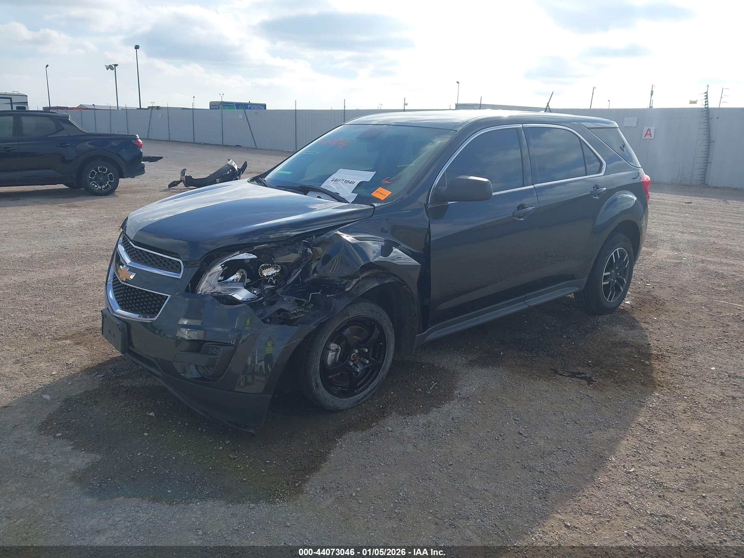 CHEVROLET EQUINOX image 2