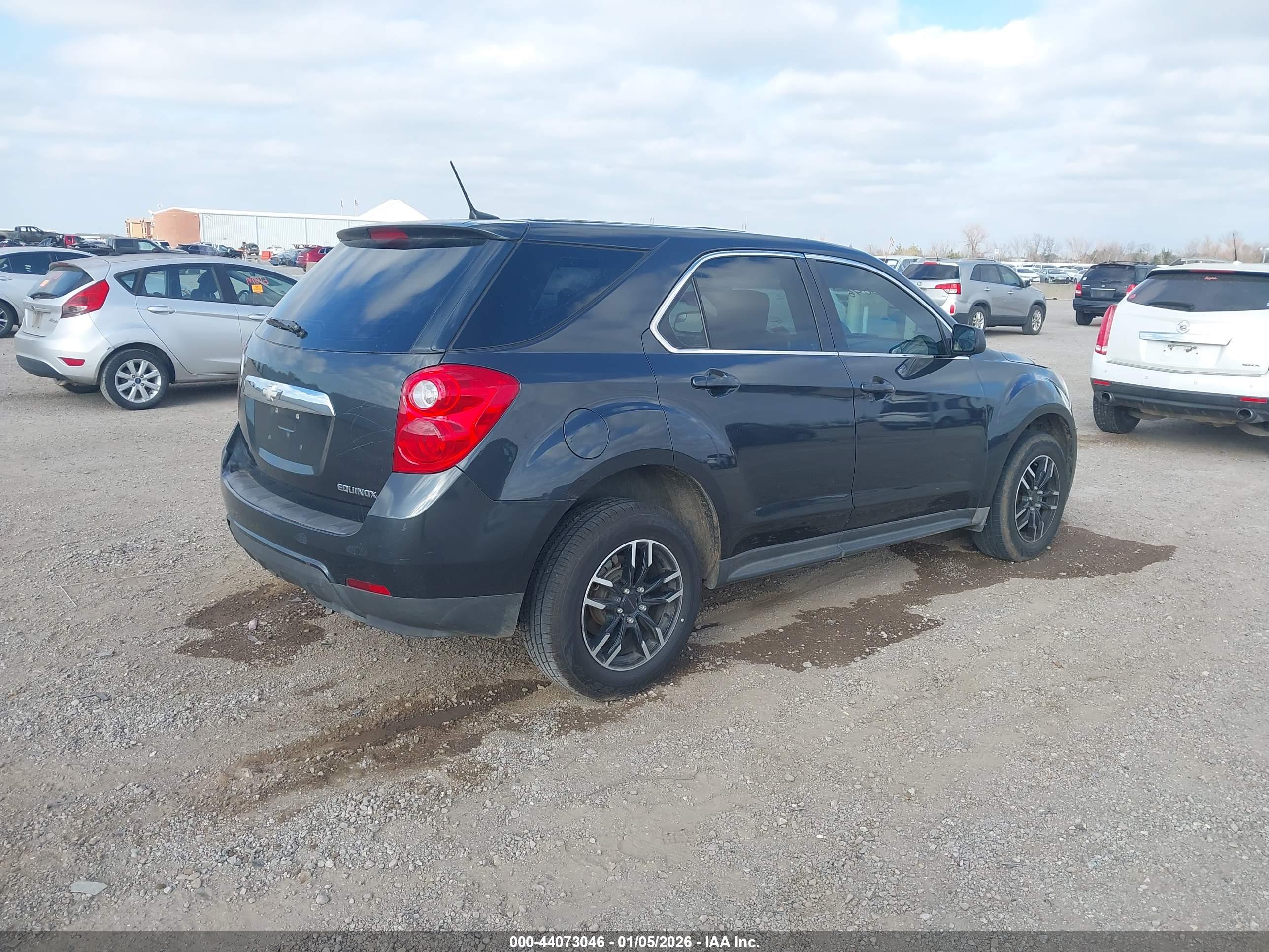 CHEVROLET EQUINOX image 4
