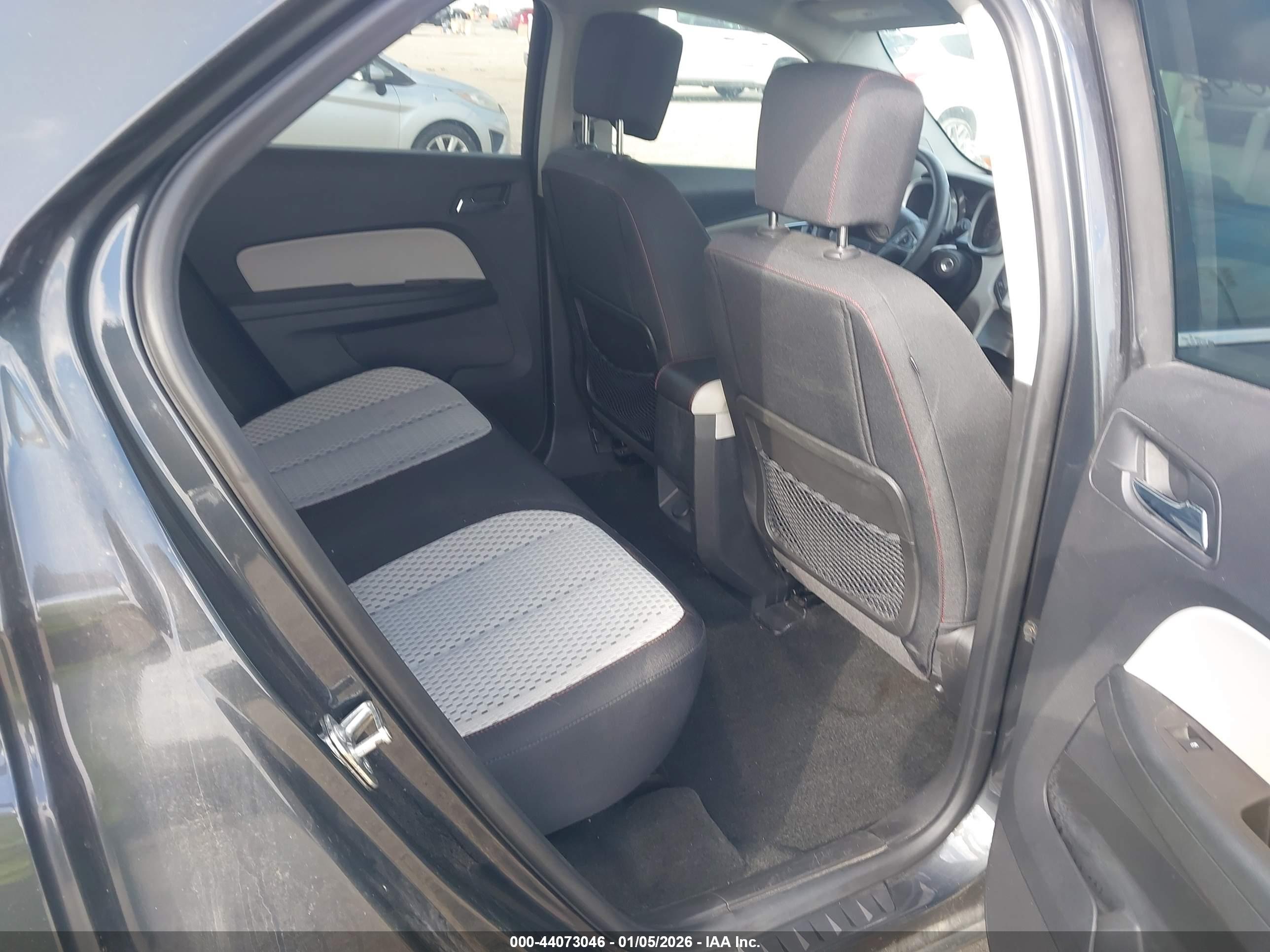 CHEVROLET EQUINOX image 8