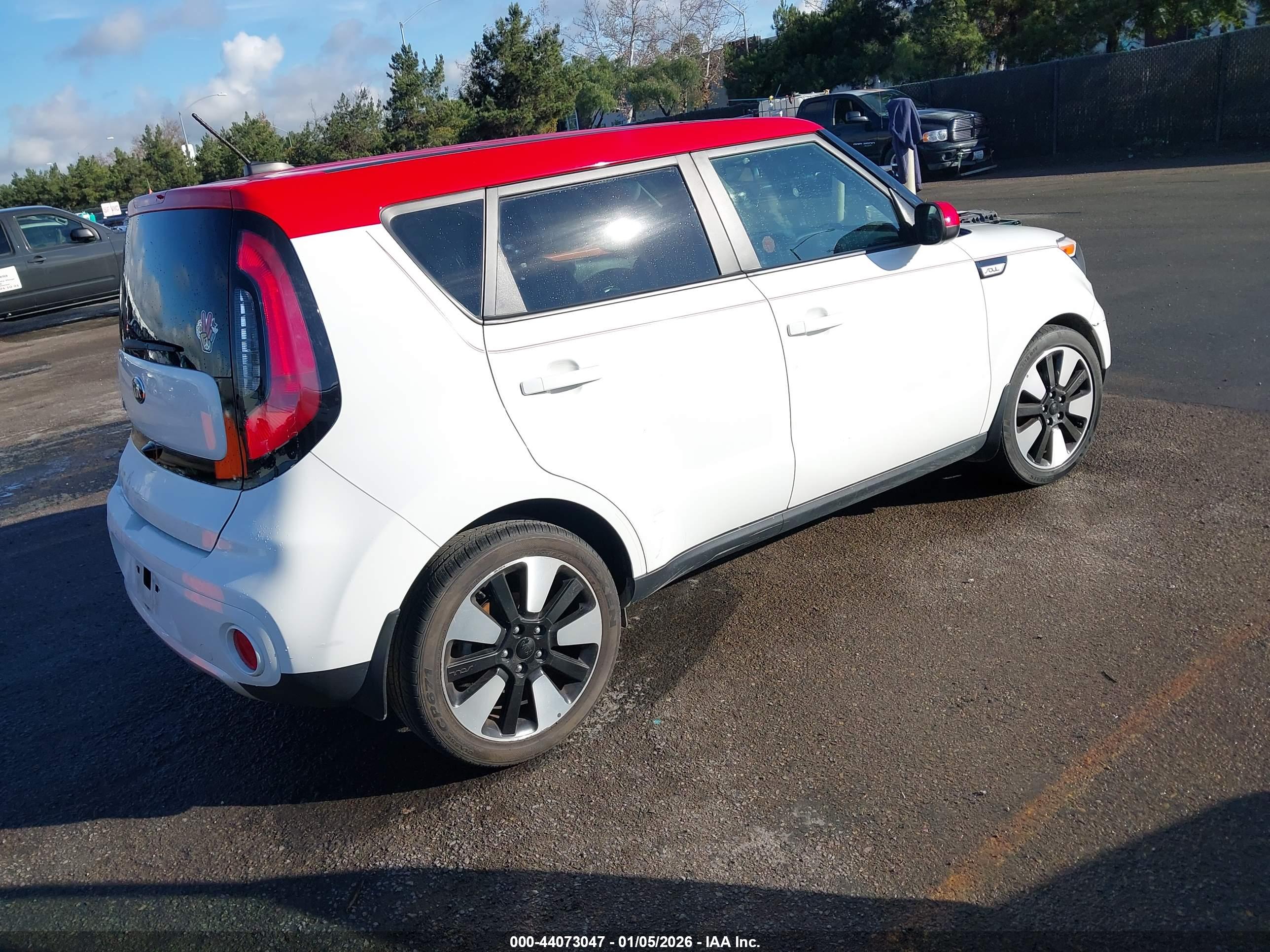 KIA SOUL image 4