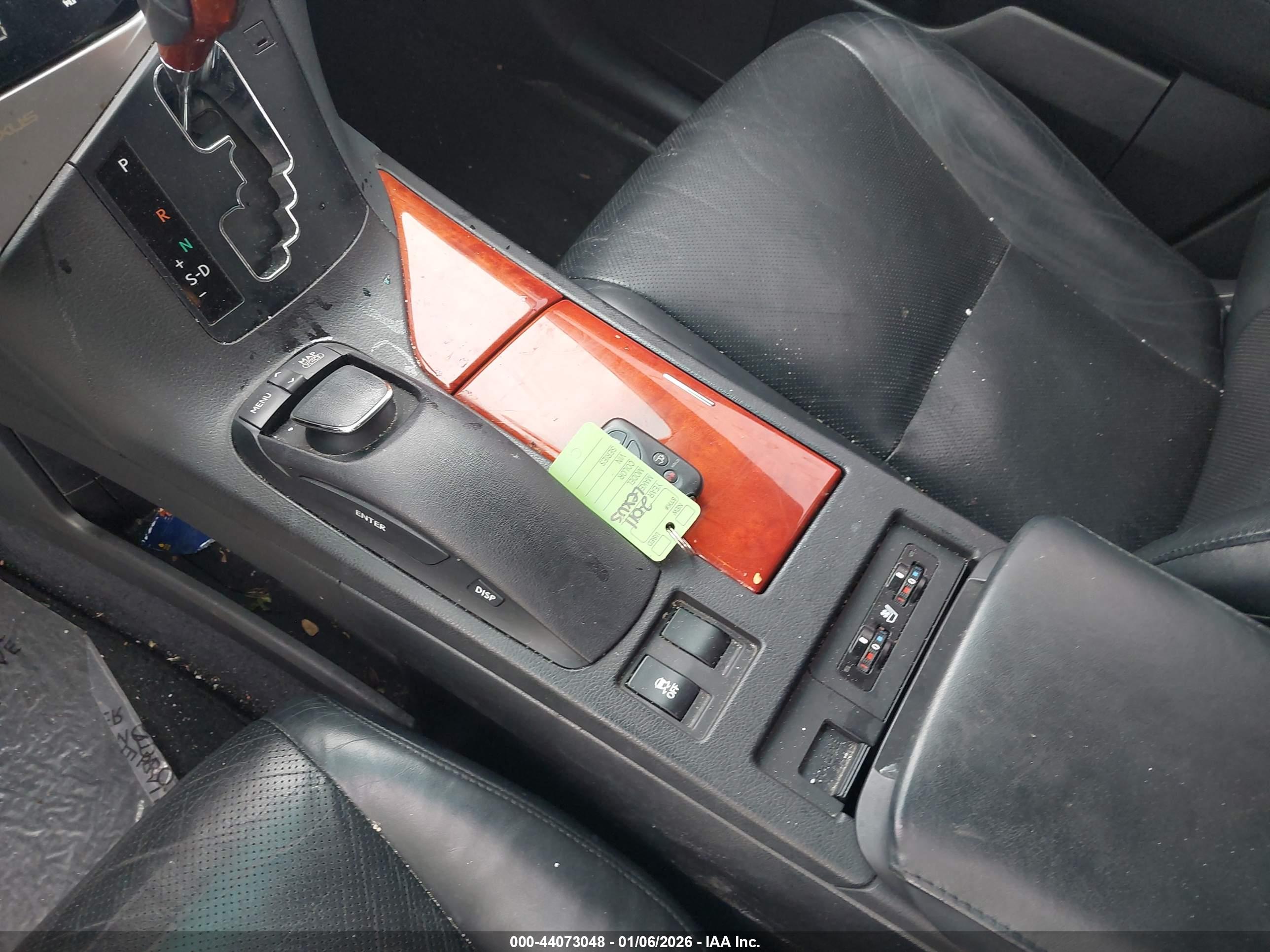 LEXUS RX image 11