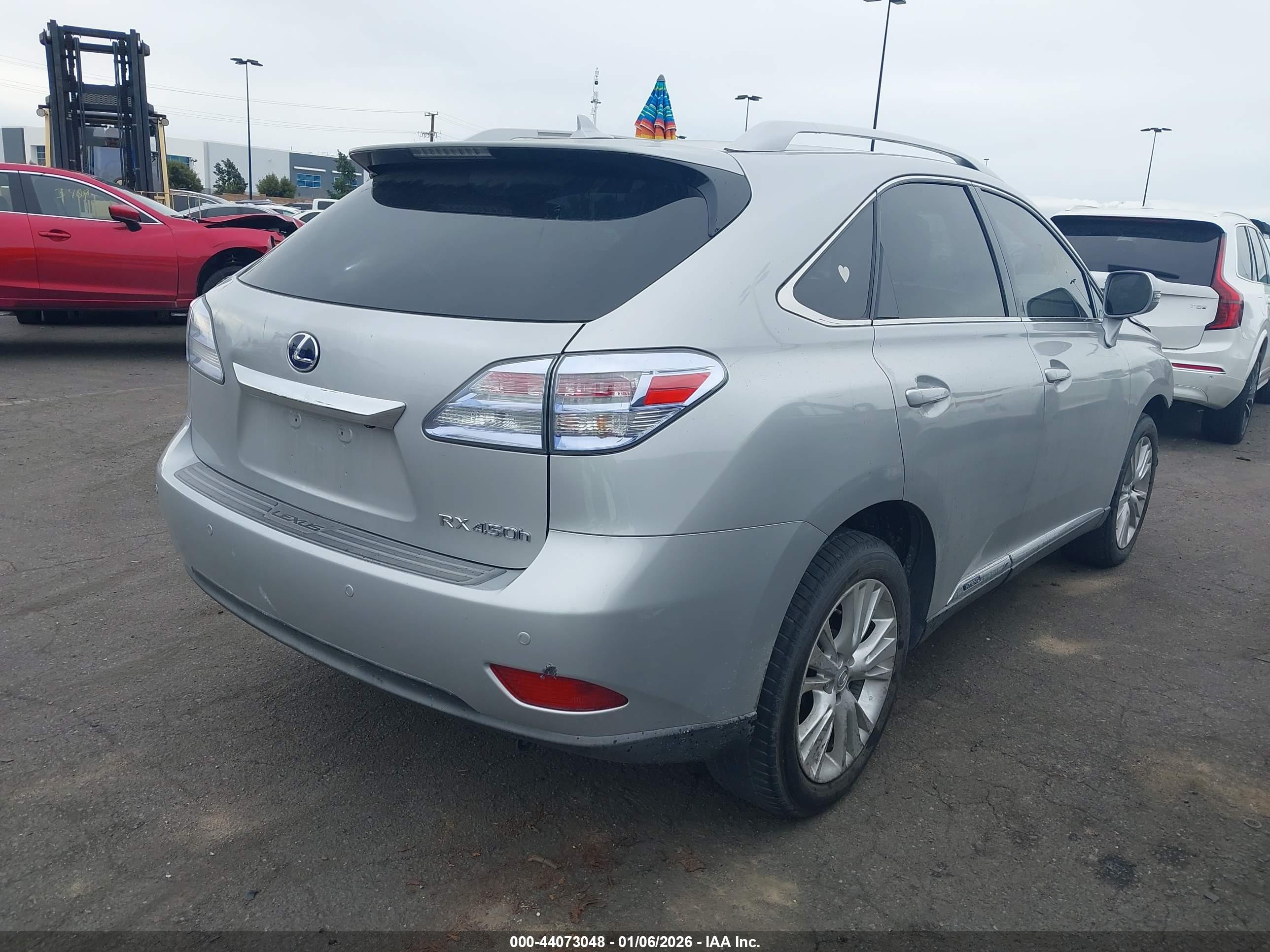 LEXUS RX image 4