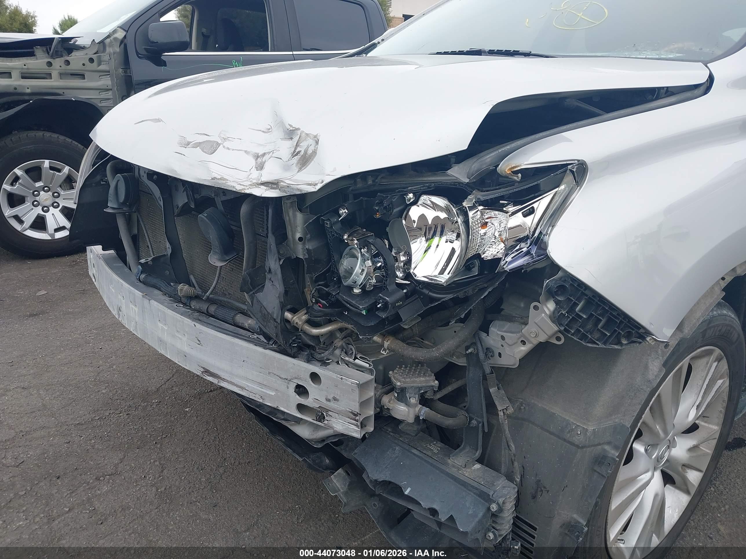 LEXUS RX image 6