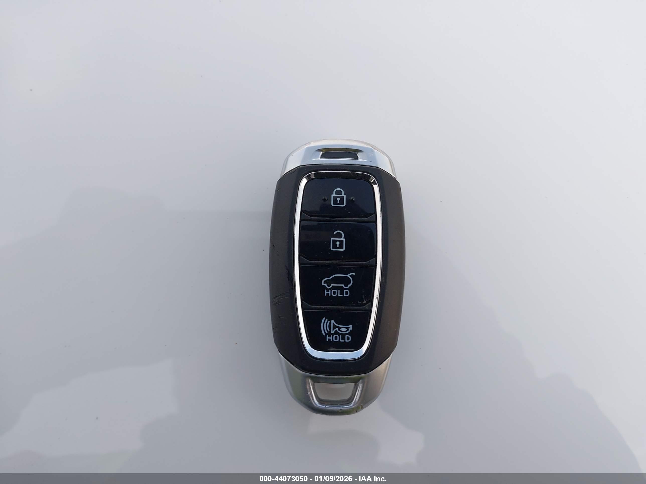 HYUNDAI KONA image 11