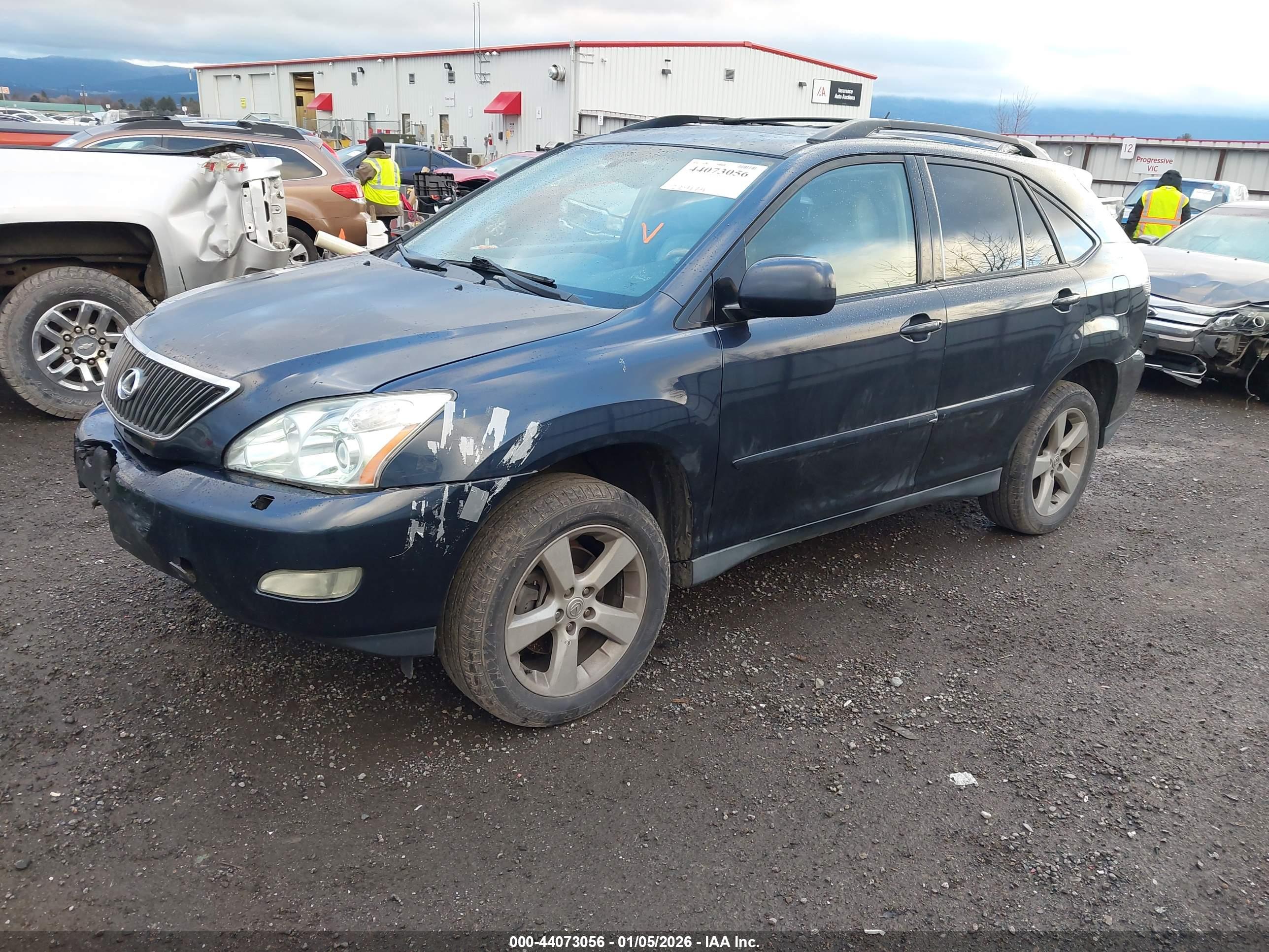 LEXUS RX image 2