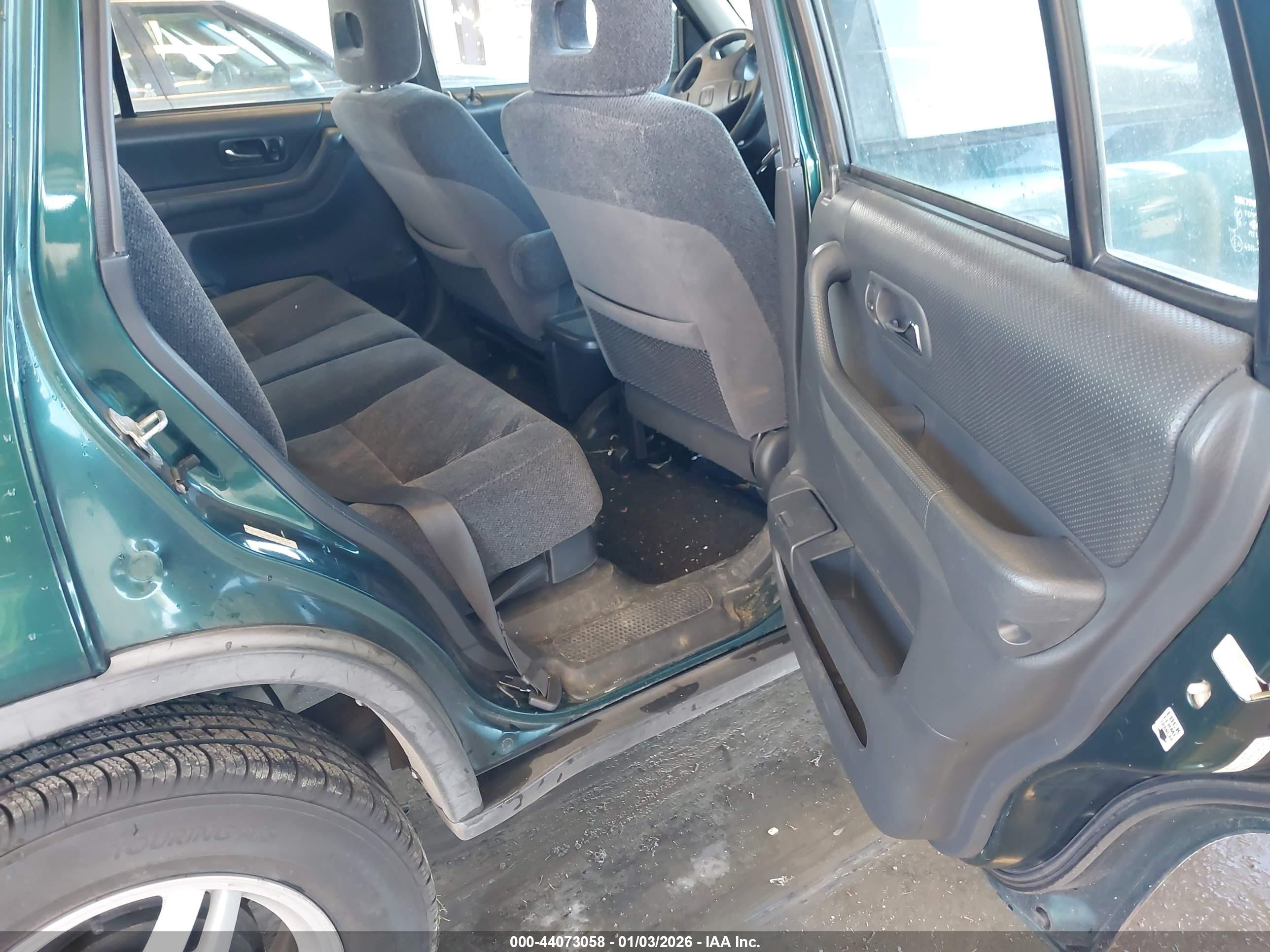 HONDA CR-V image 8