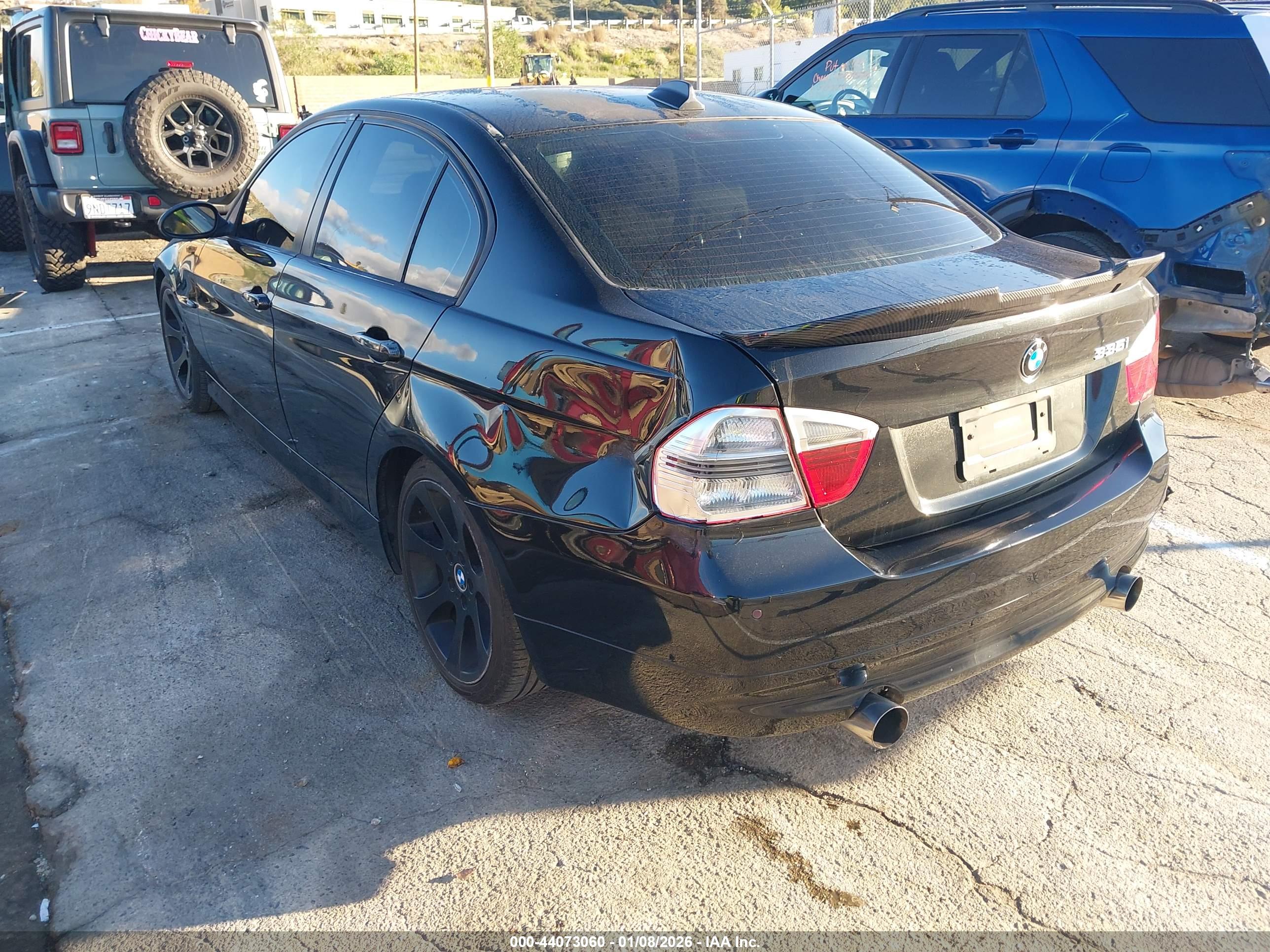 BMW 335I image 3