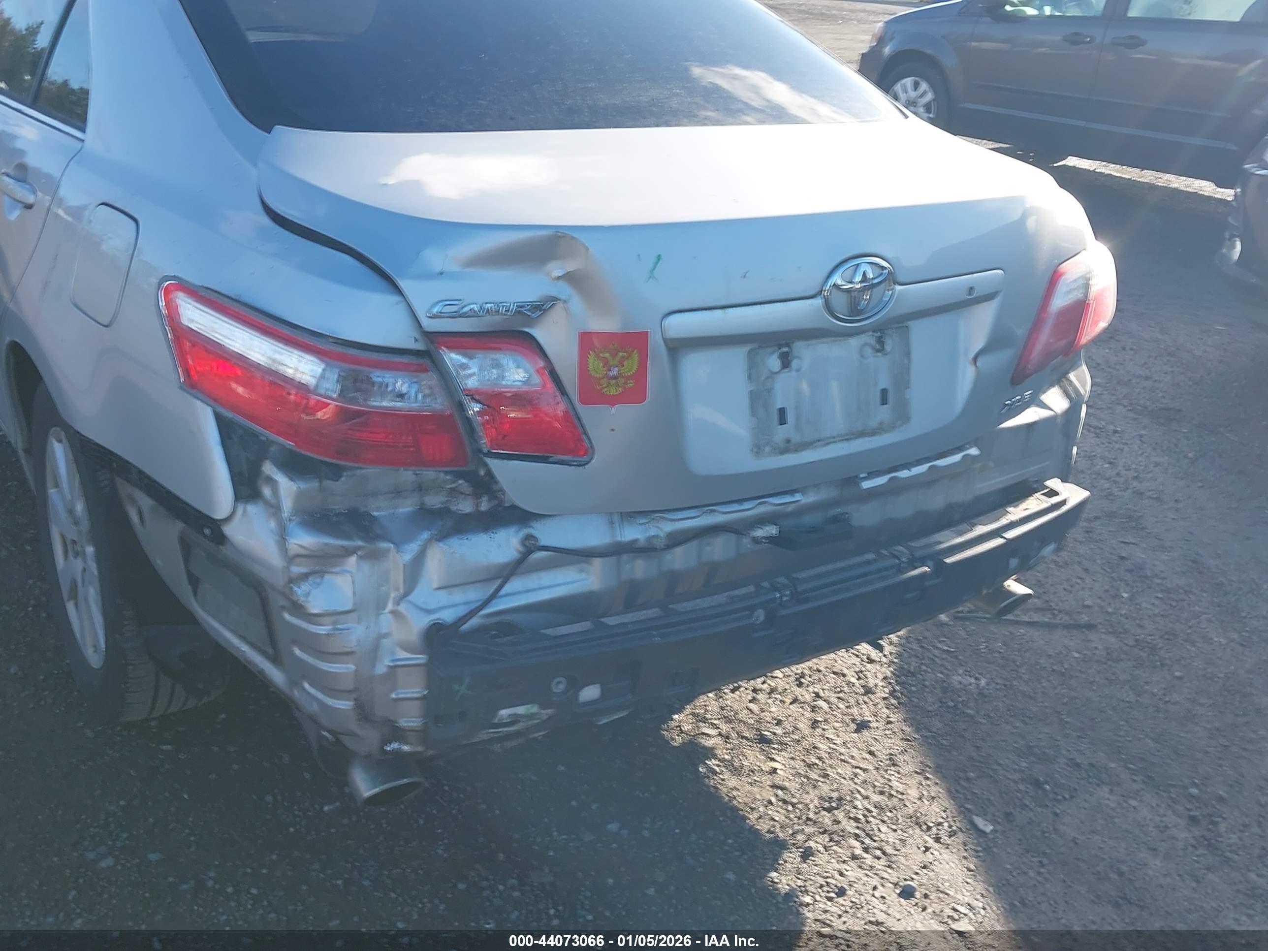 TOYOTA CAMRY image 6
