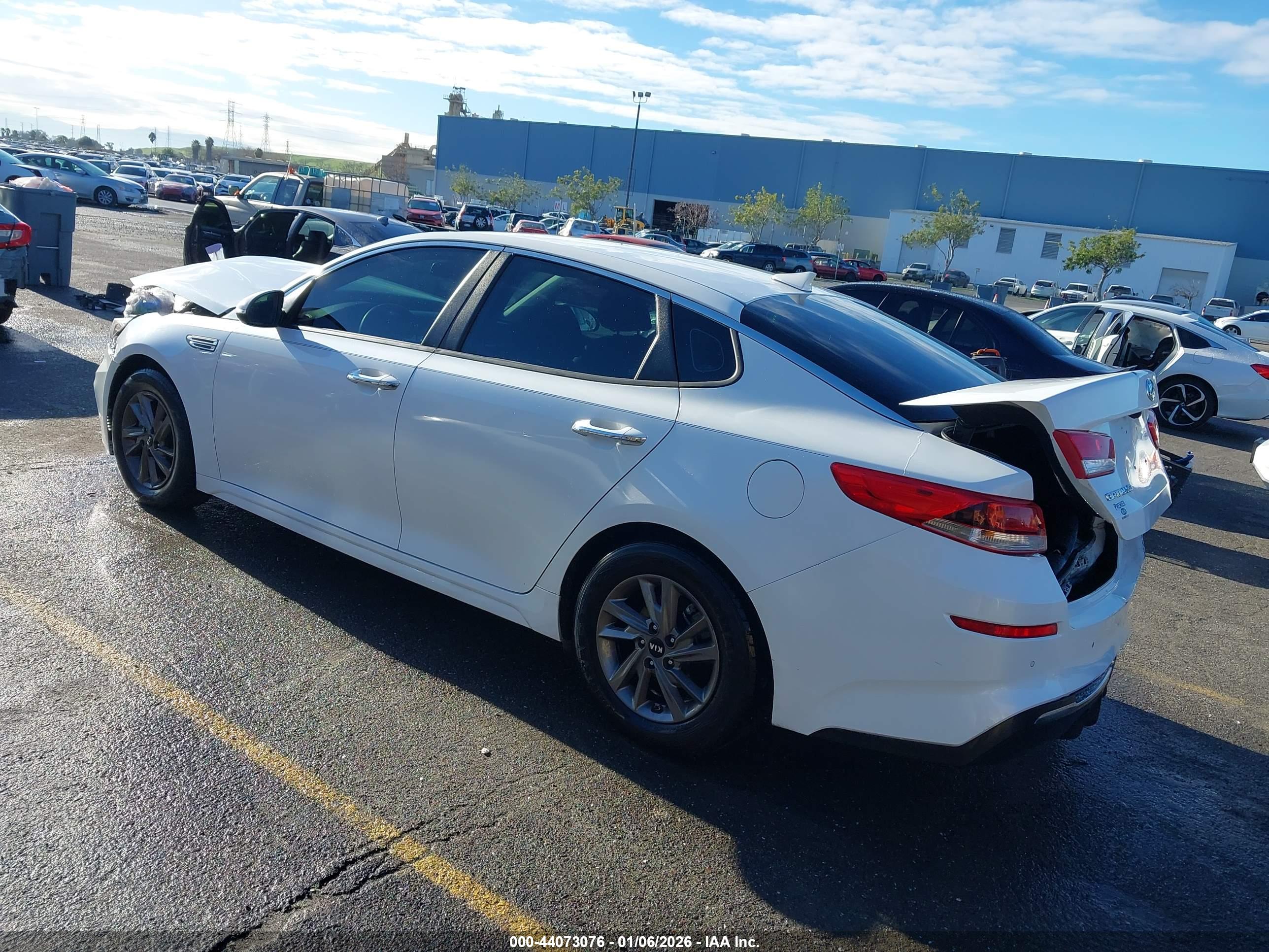 KIA OPTIMA image 3
