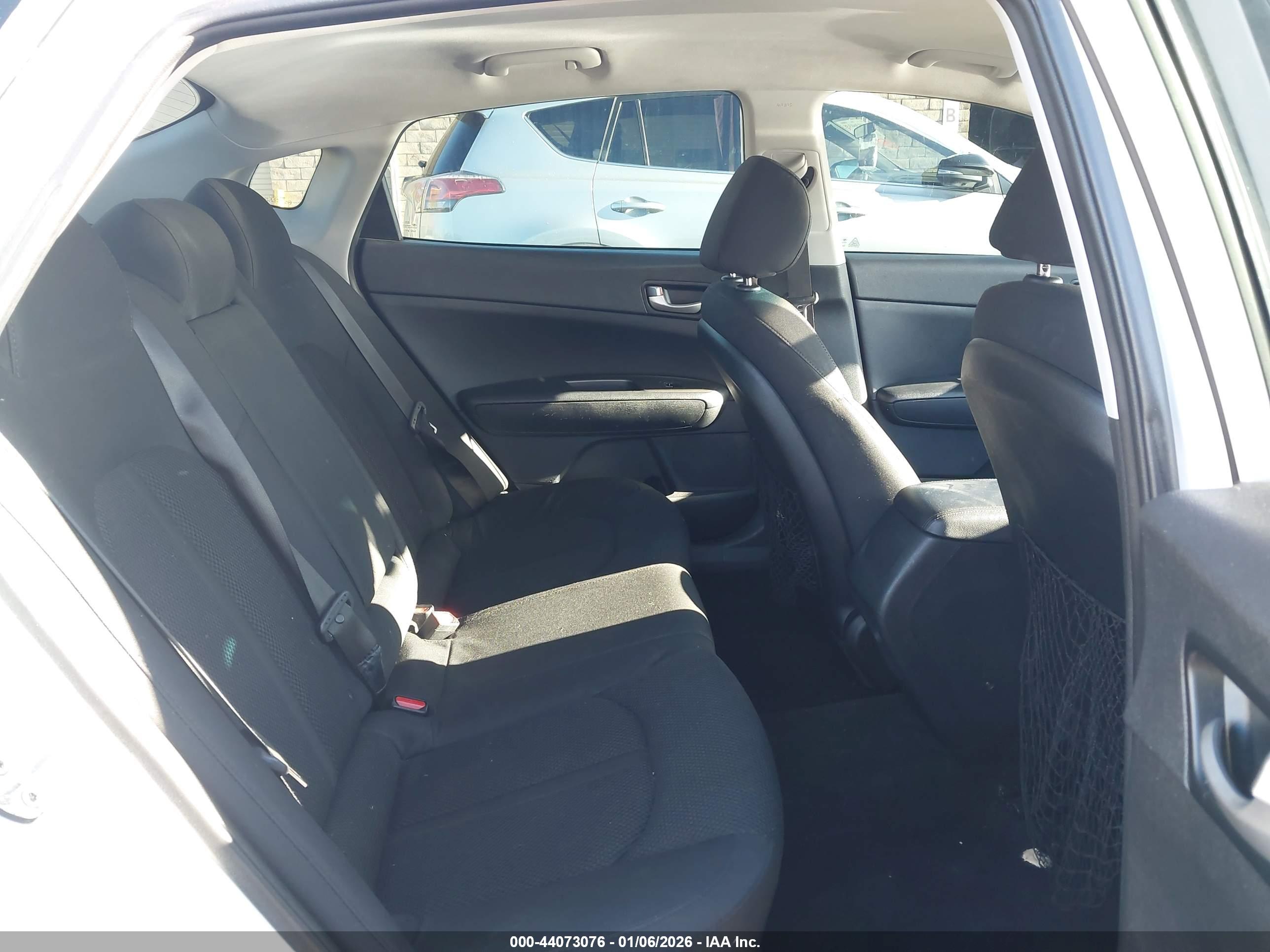 KIA OPTIMA image 8