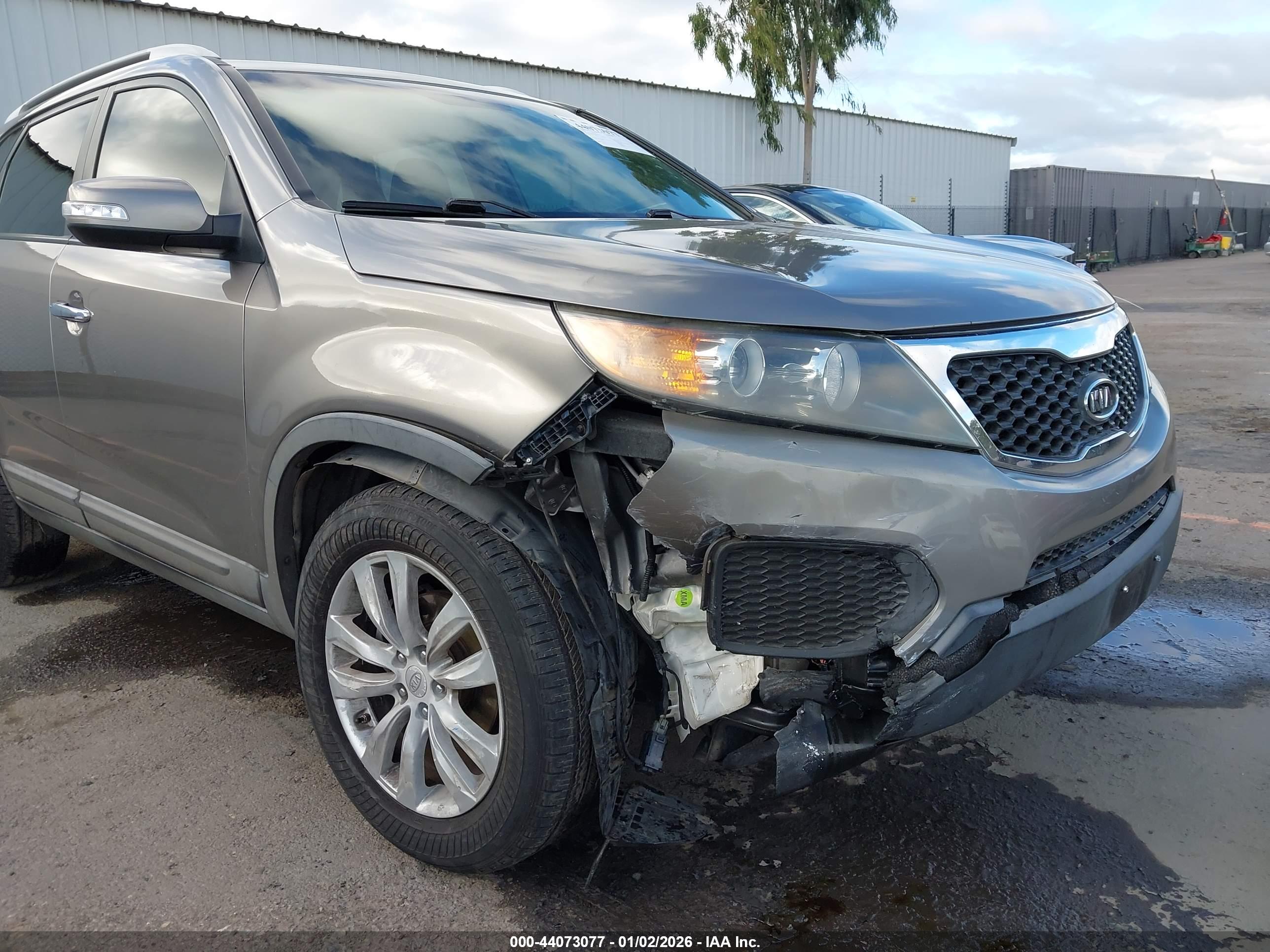 KIA SORENTO image 6