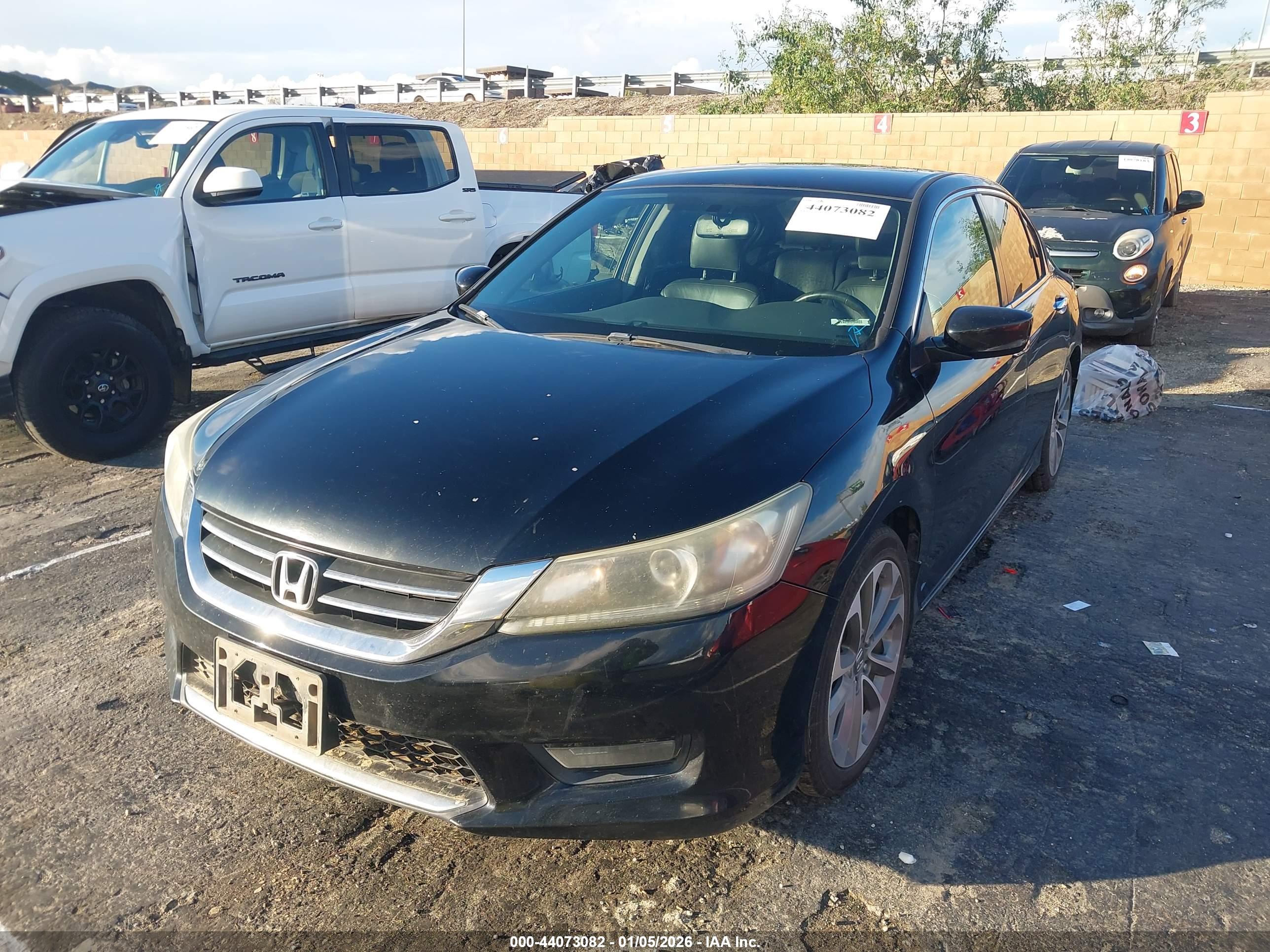 HONDA ACCORD image 2