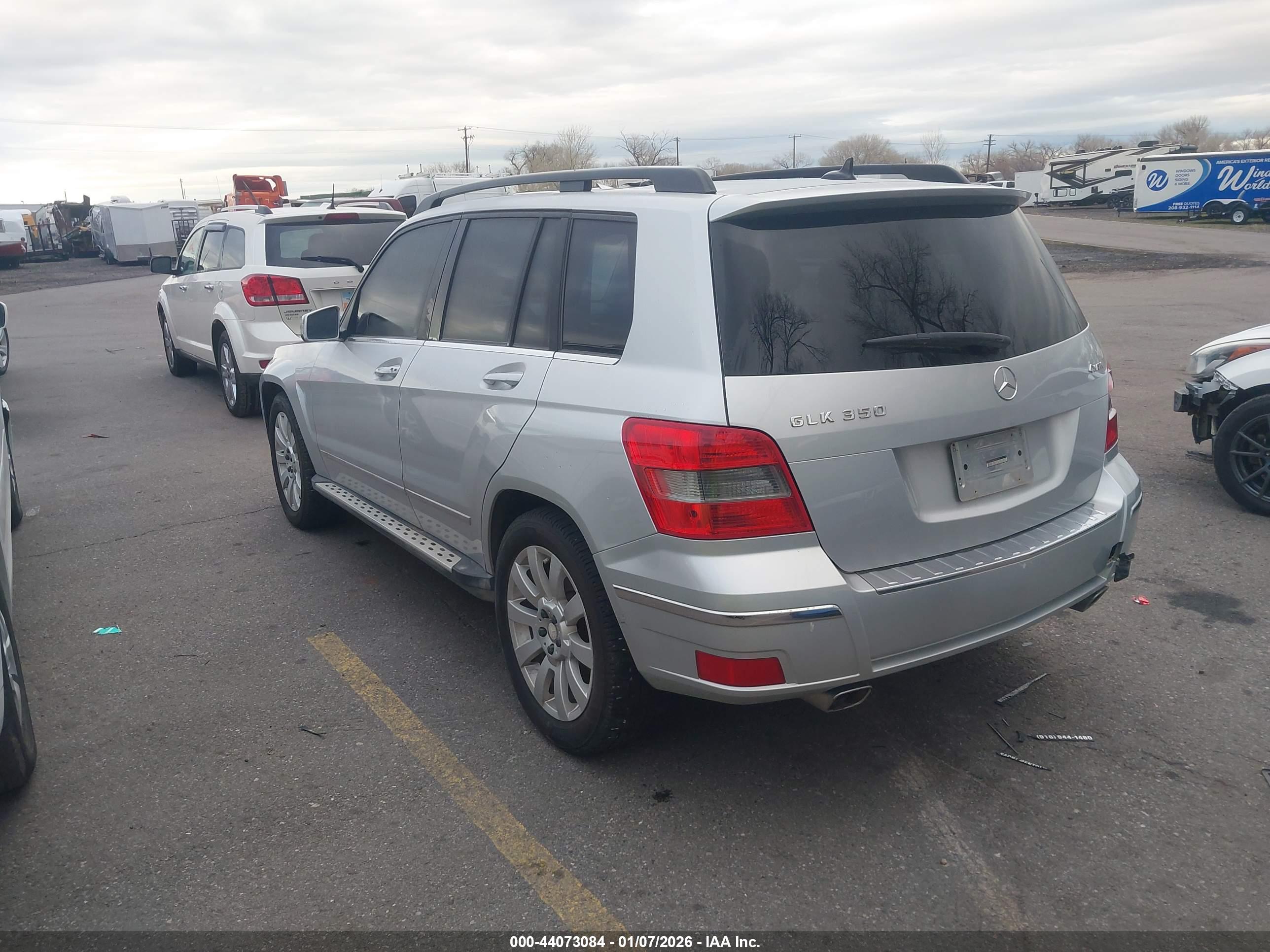 MERCEDES-BENZ GLK image 3
