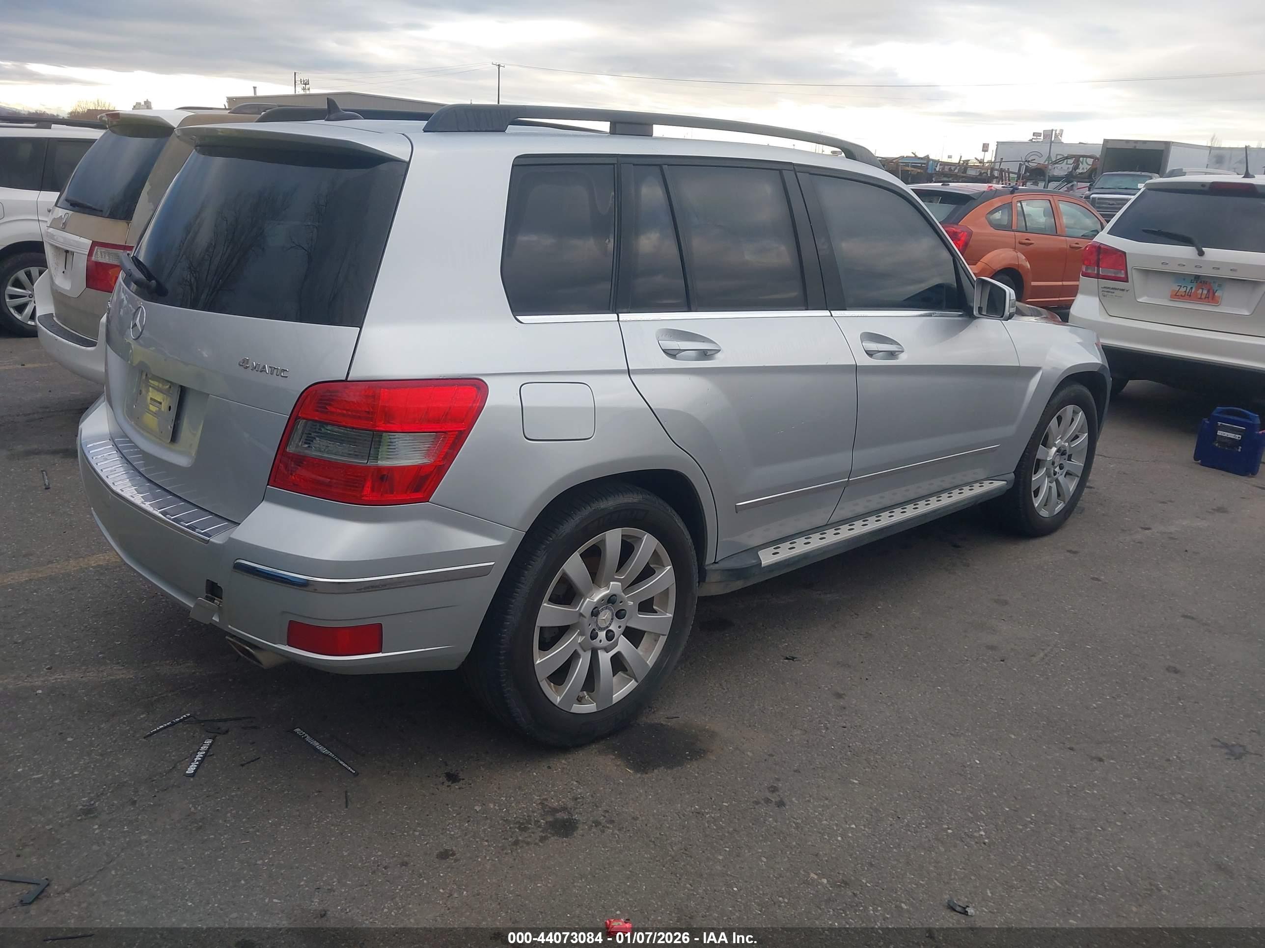 MERCEDES-BENZ GLK image 4