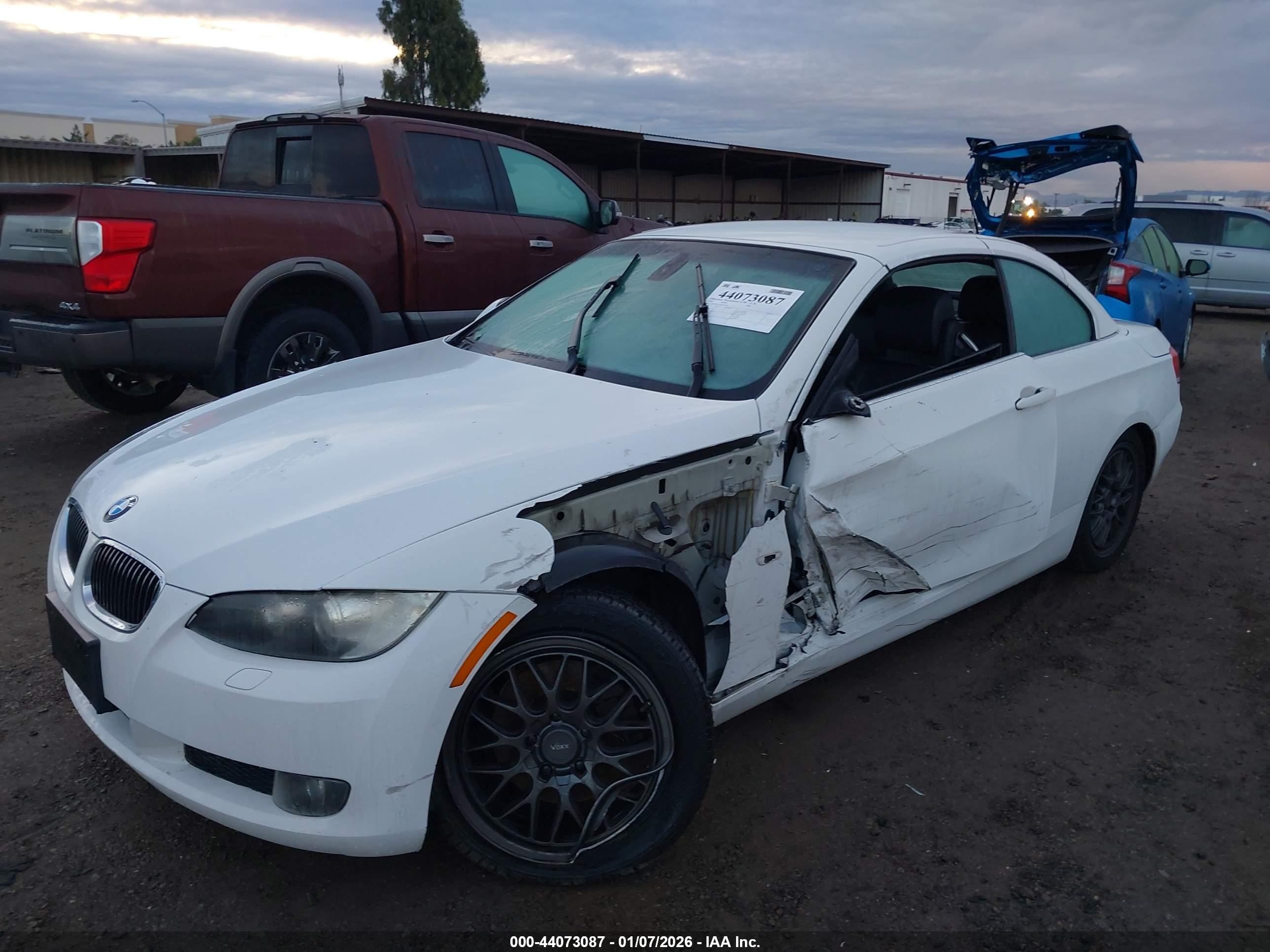 BMW 328I image 6