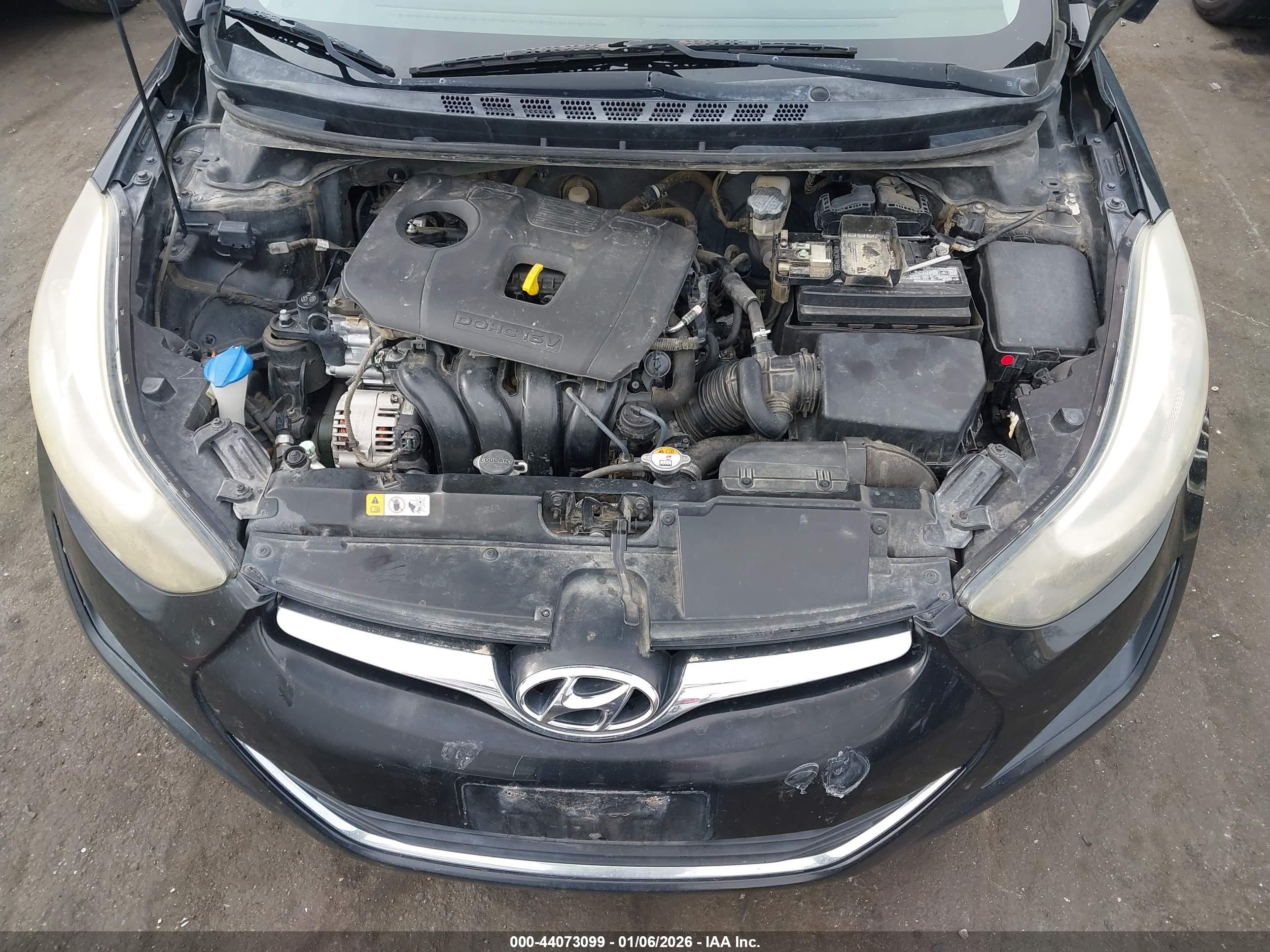 HYUNDAI ELANTRA image 10
