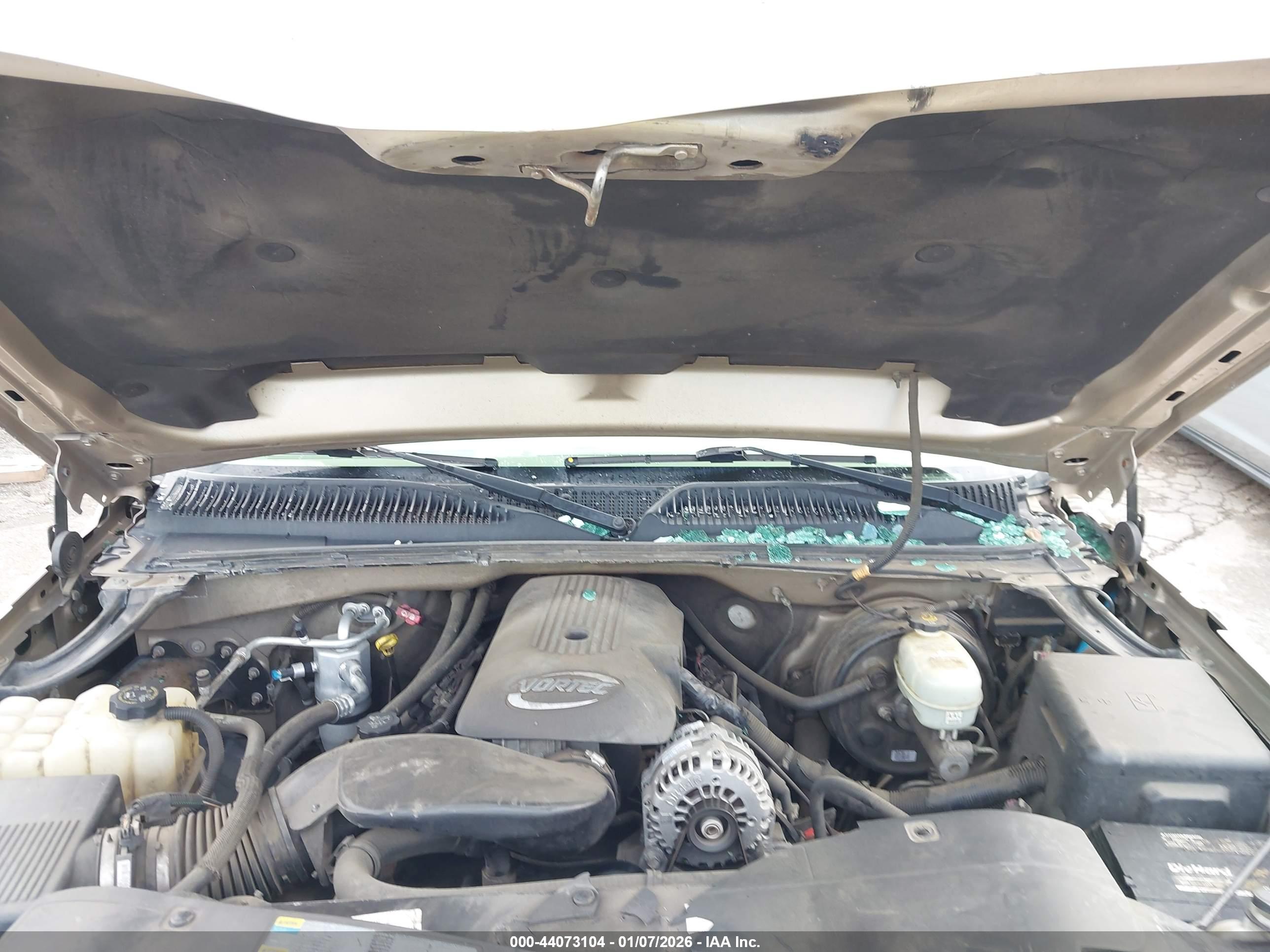 CHEVROLET SILVERADO image 10