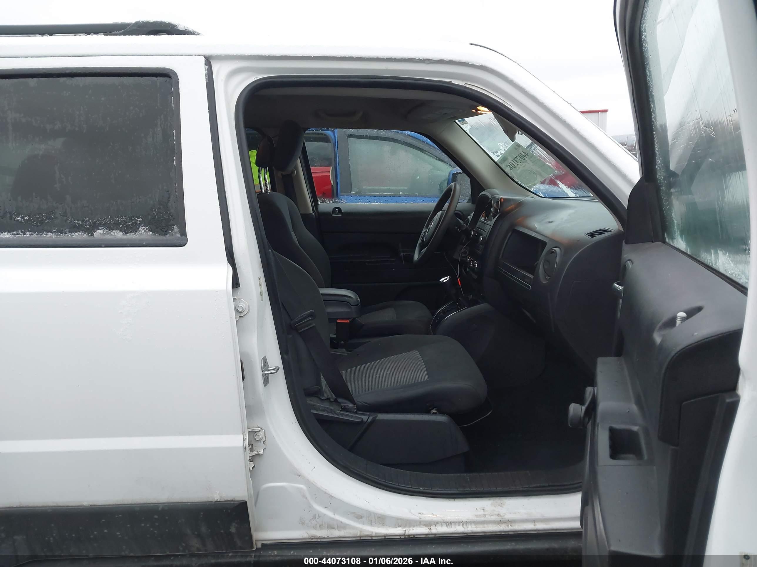 JEEP PATRIOT image 5