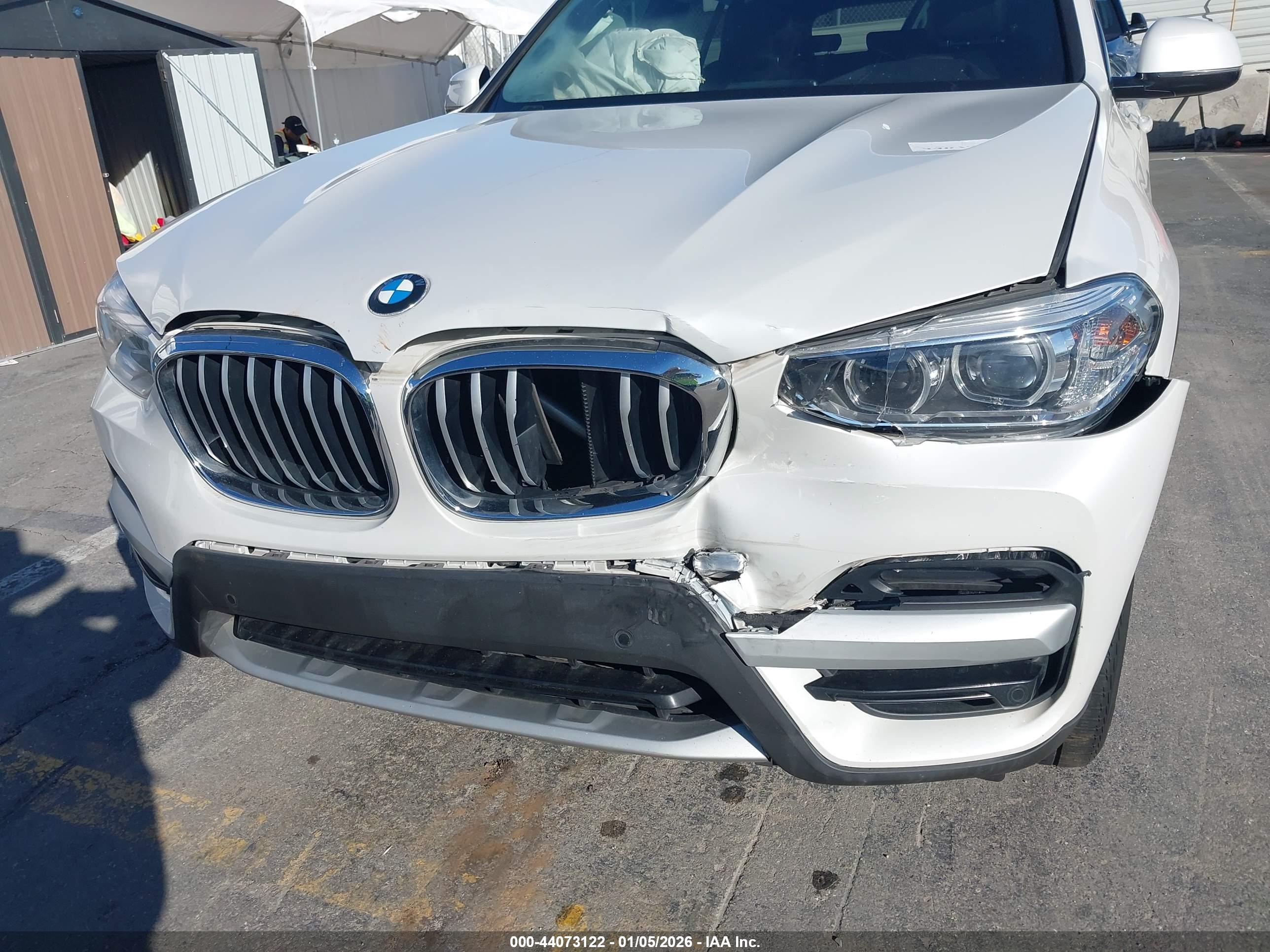 BMW X3 image 6