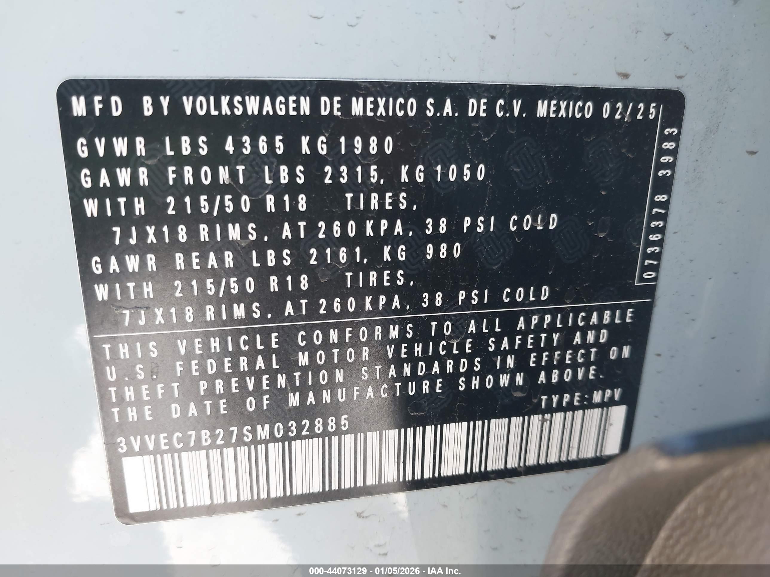 VOLKSWAGEN TAOS image 9
