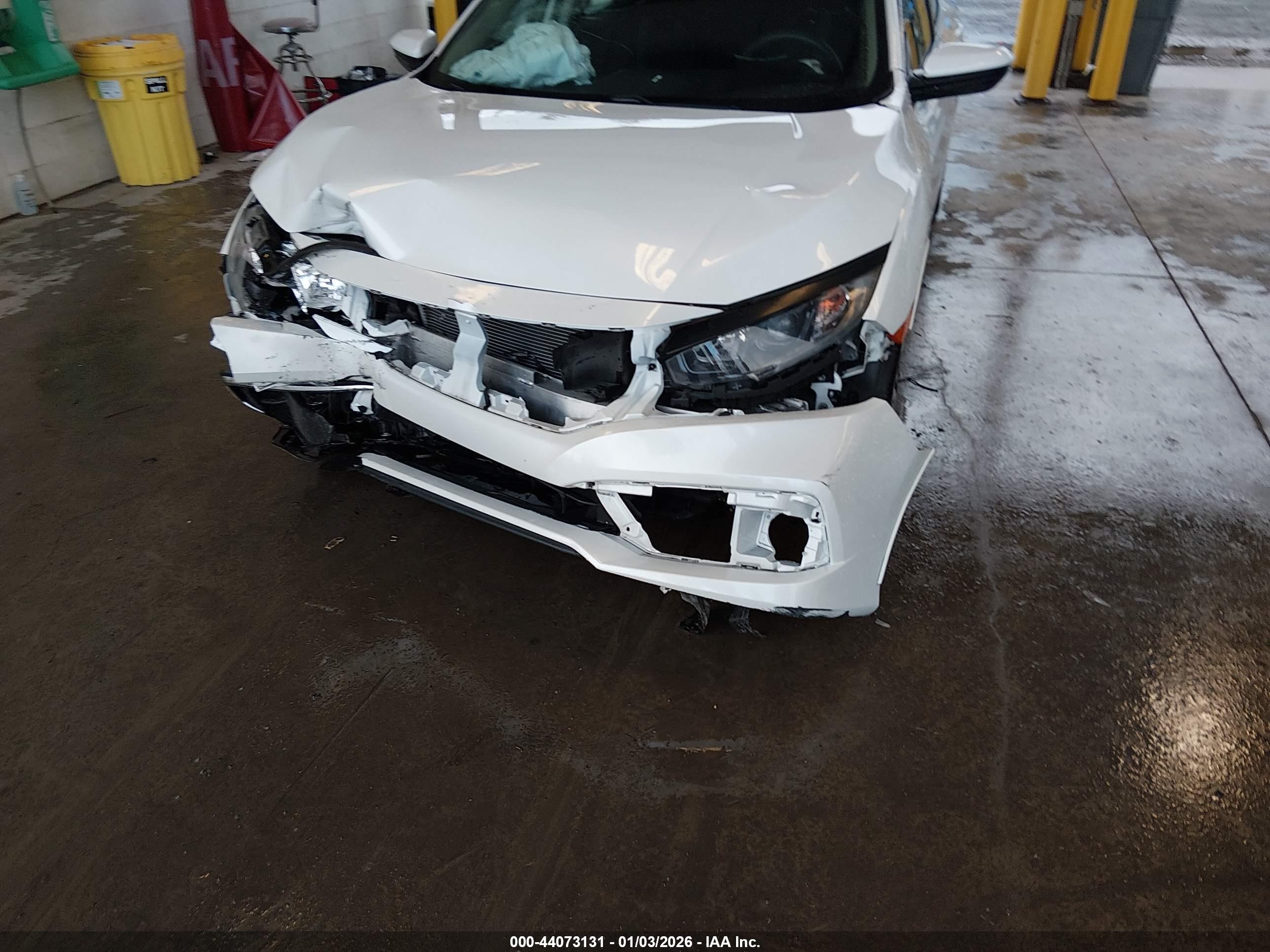 HONDA CIVIC image 6