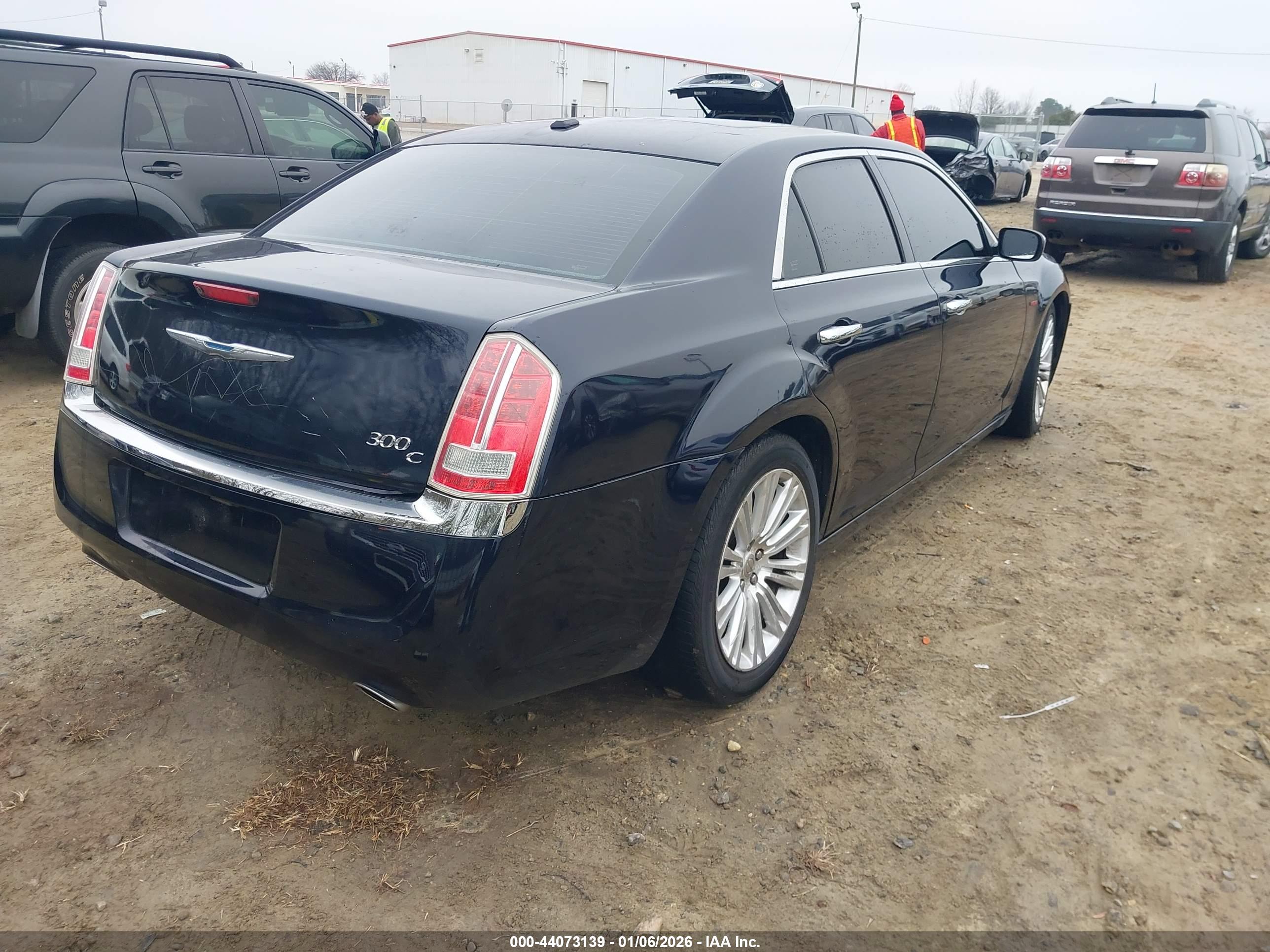 CHRYSLER 300C image 4