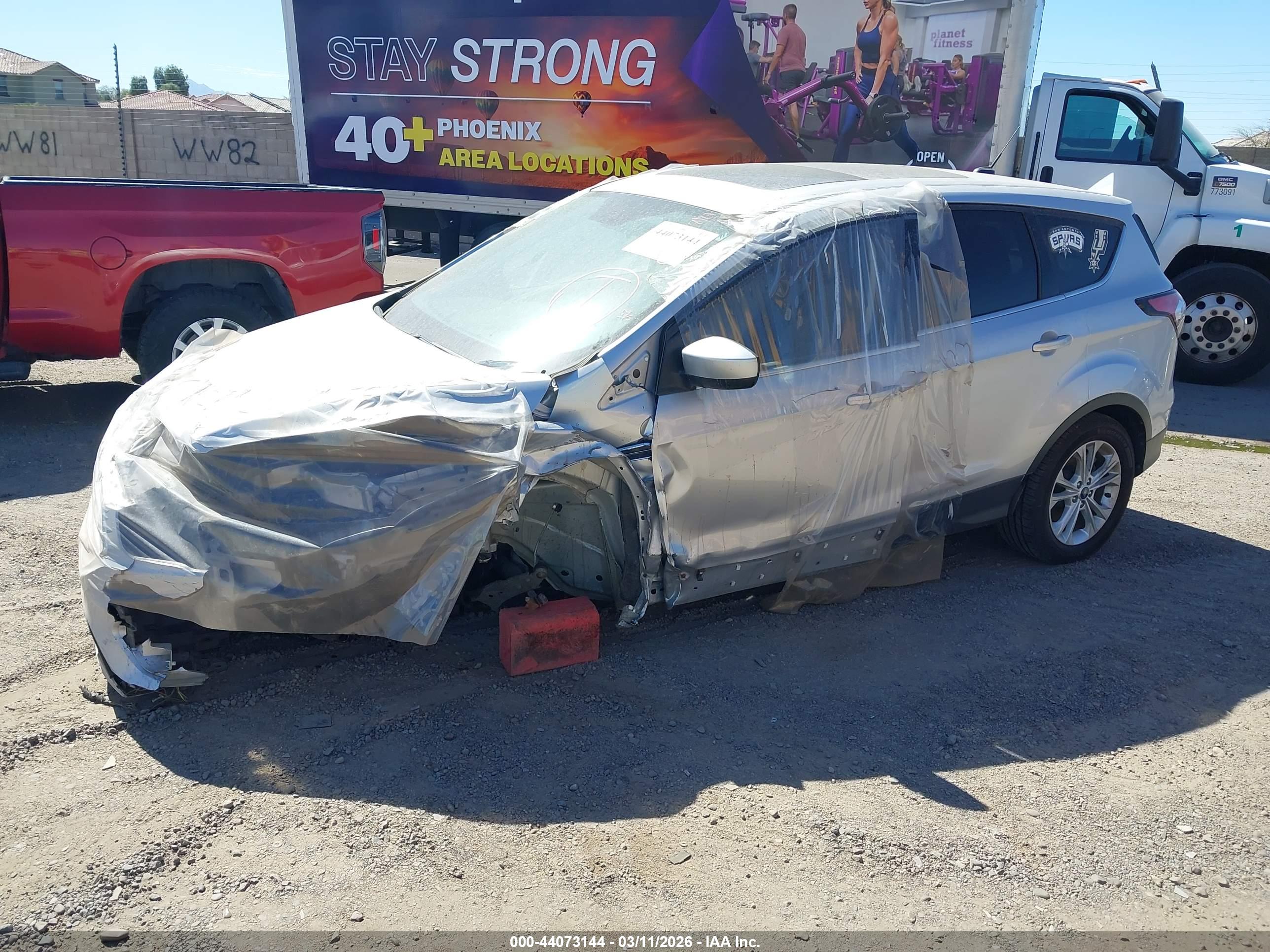 FORD ESCAPE image 6