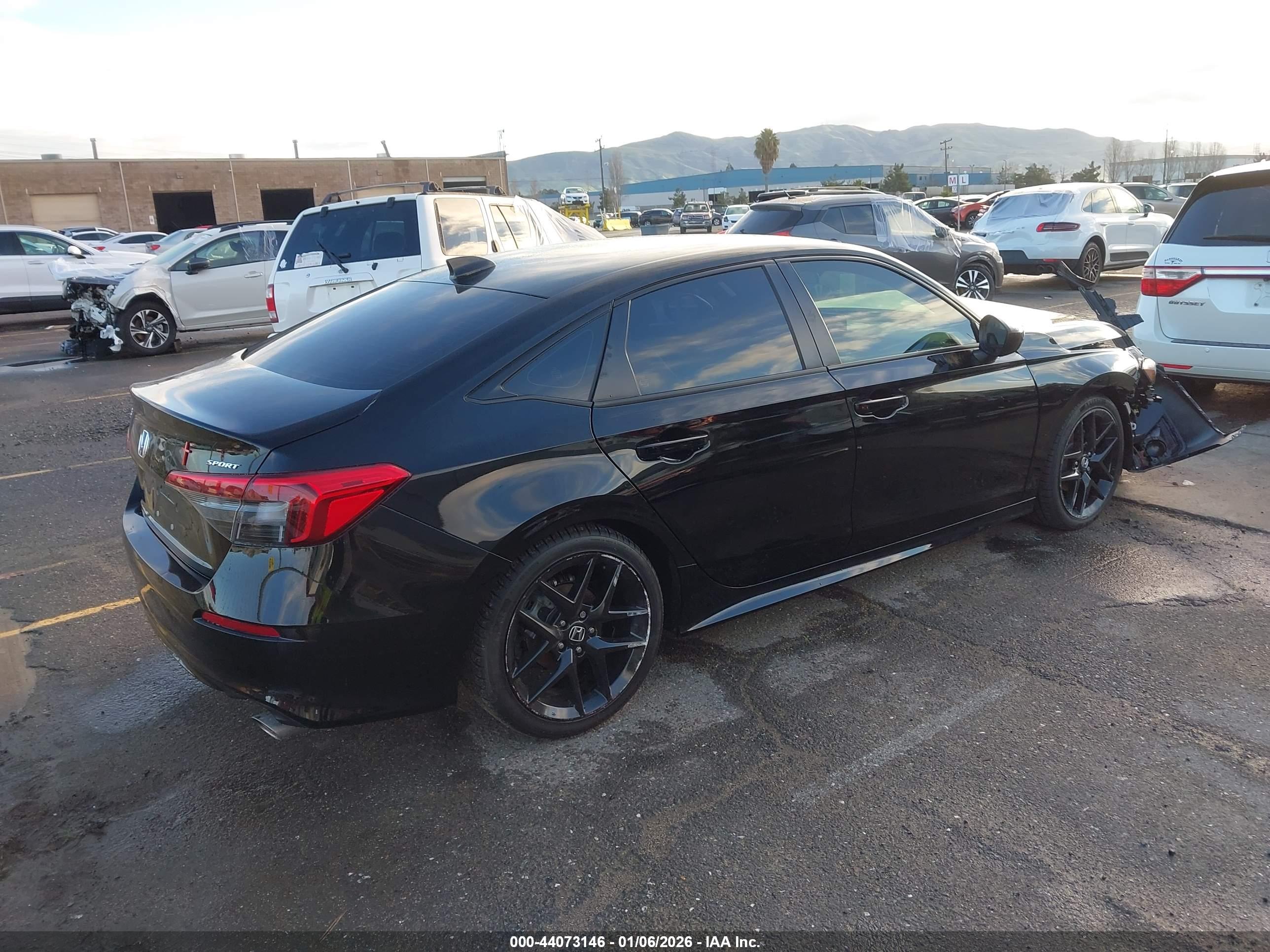 HONDA CIVIC image 4