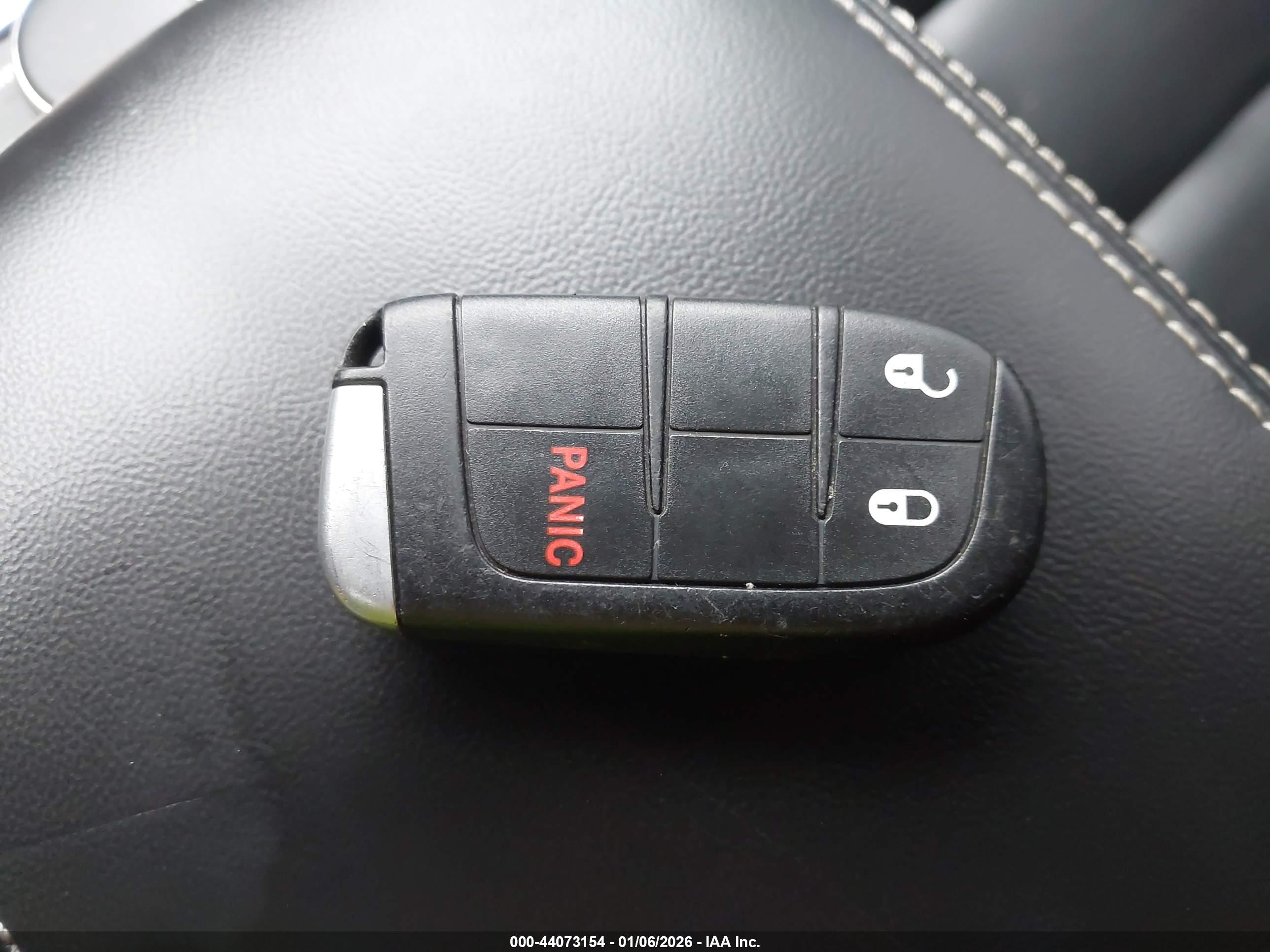 JEEP GRAND image 11