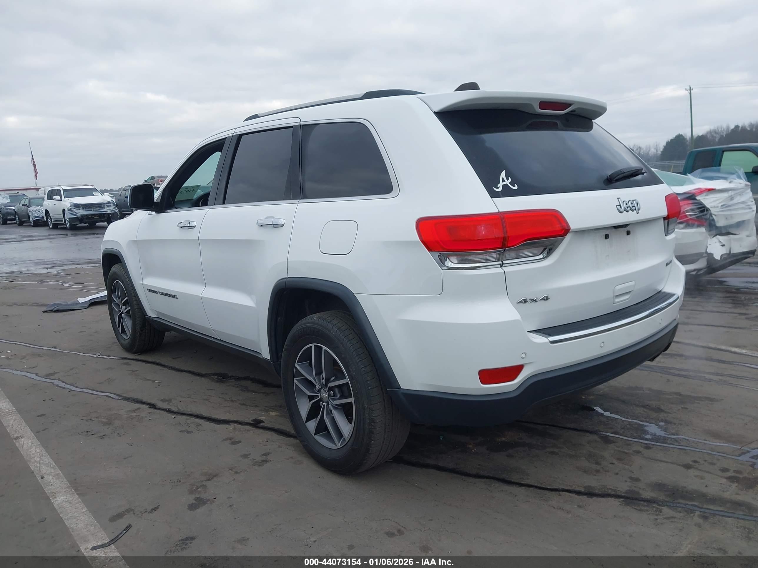 JEEP GRAND image 3
