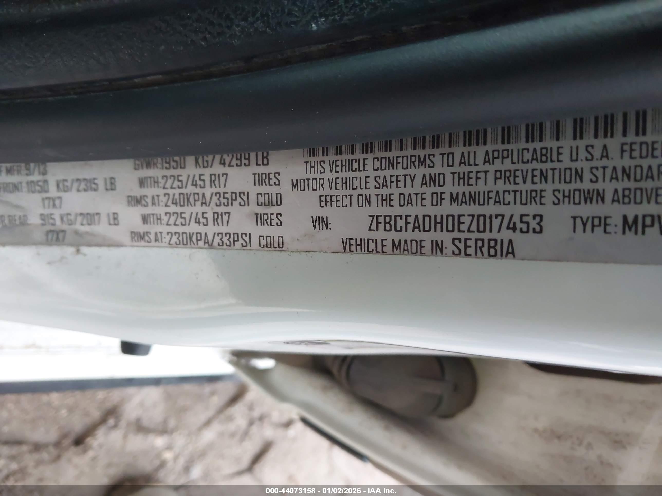 FIAT 500L image 9