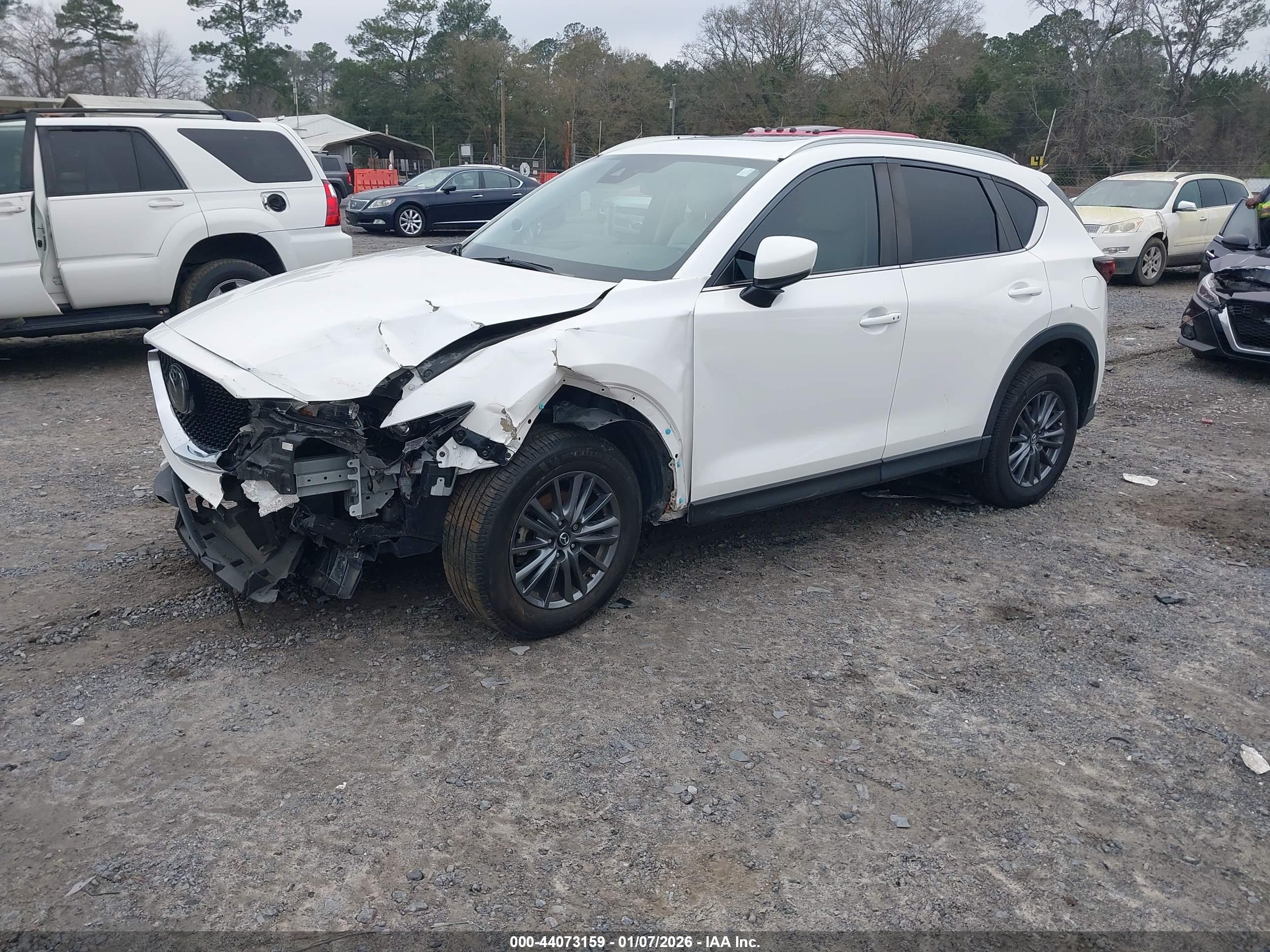 MAZDA CX-5 image 2