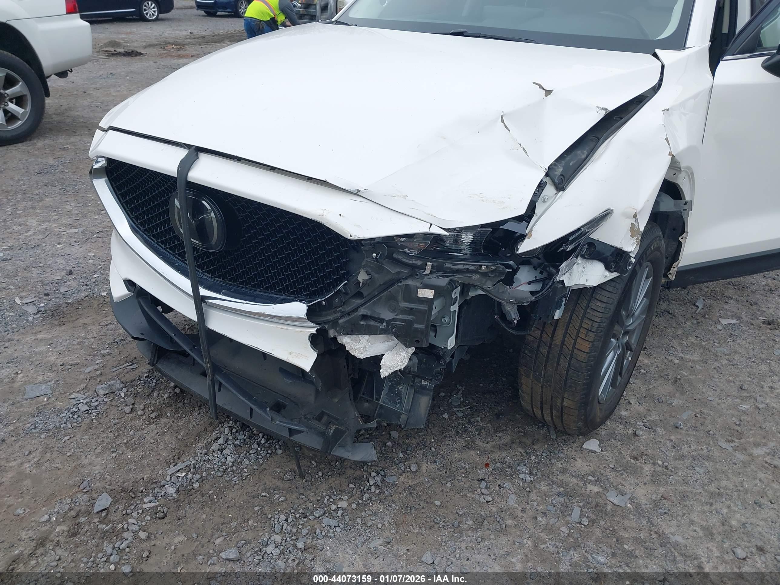 MAZDA CX-5 image 6