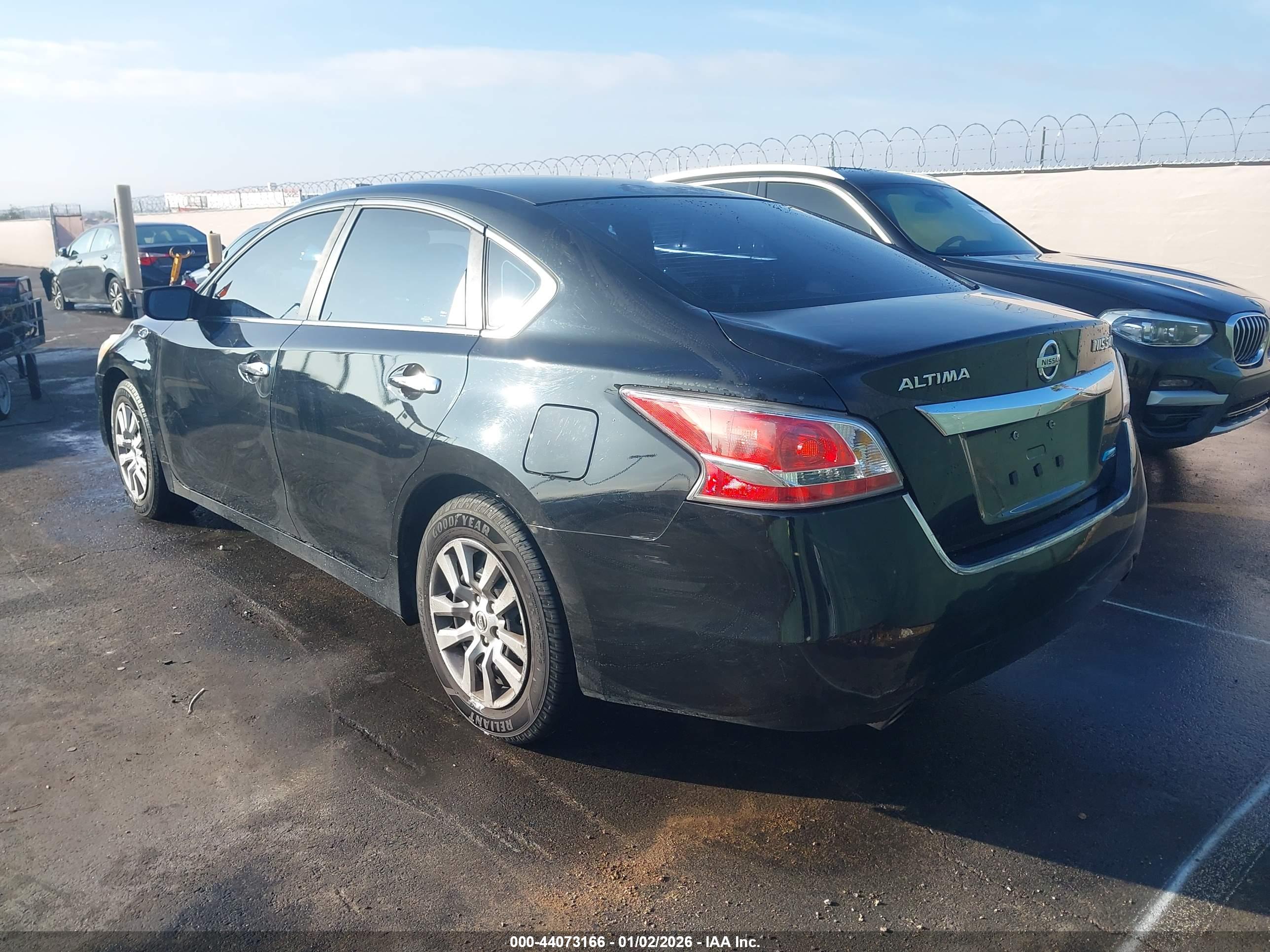 NISSAN ALTIMA image 3