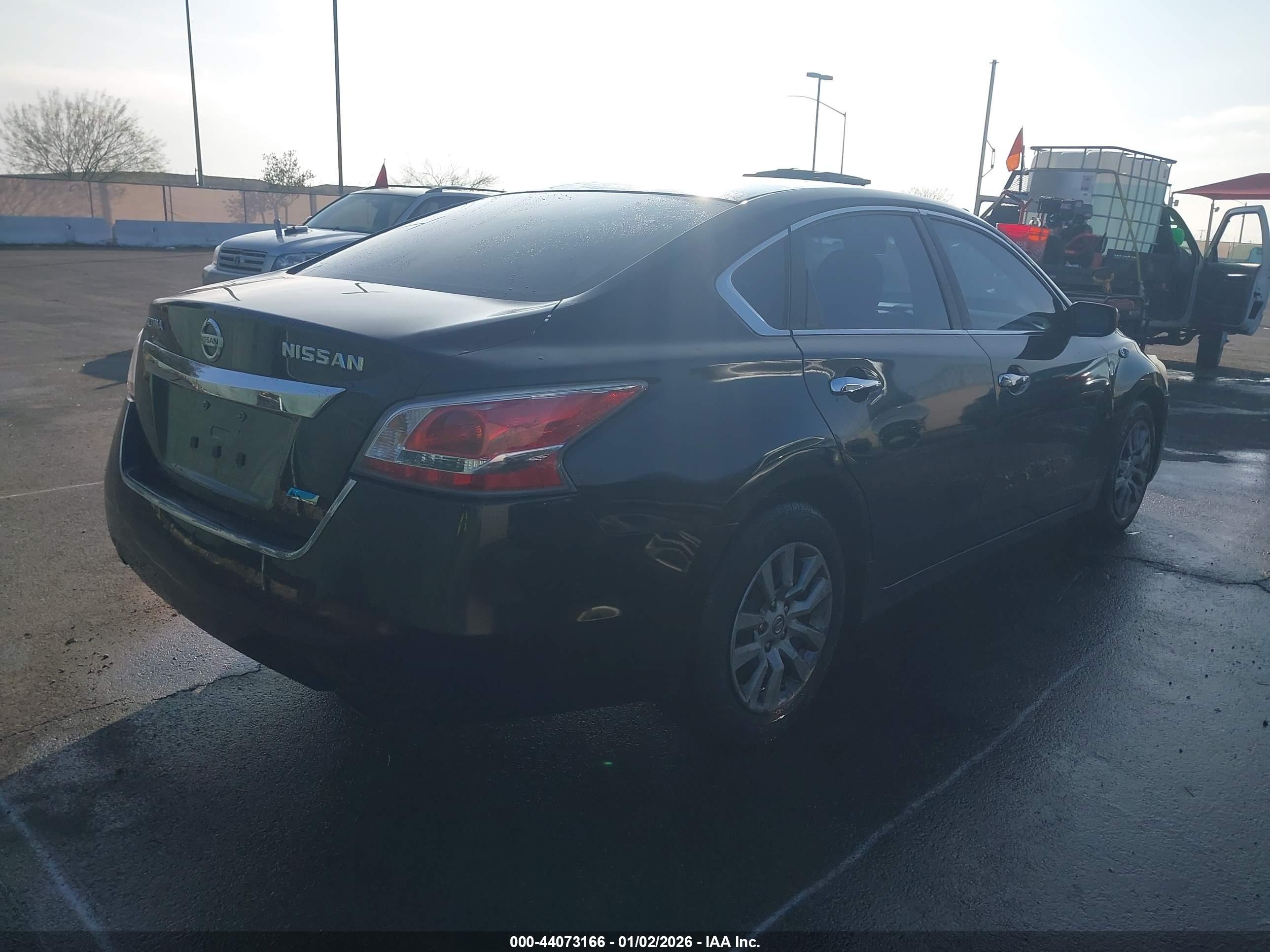 NISSAN ALTIMA image 4
