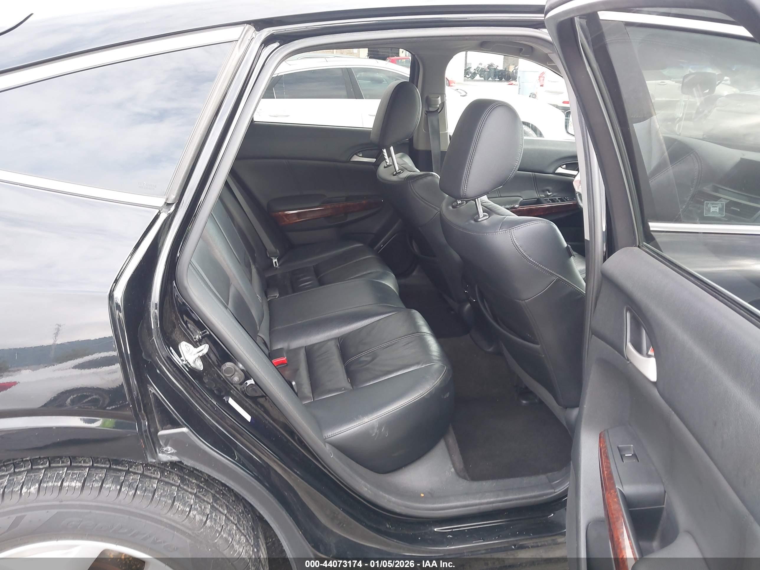HONDA ACCORD image 8
