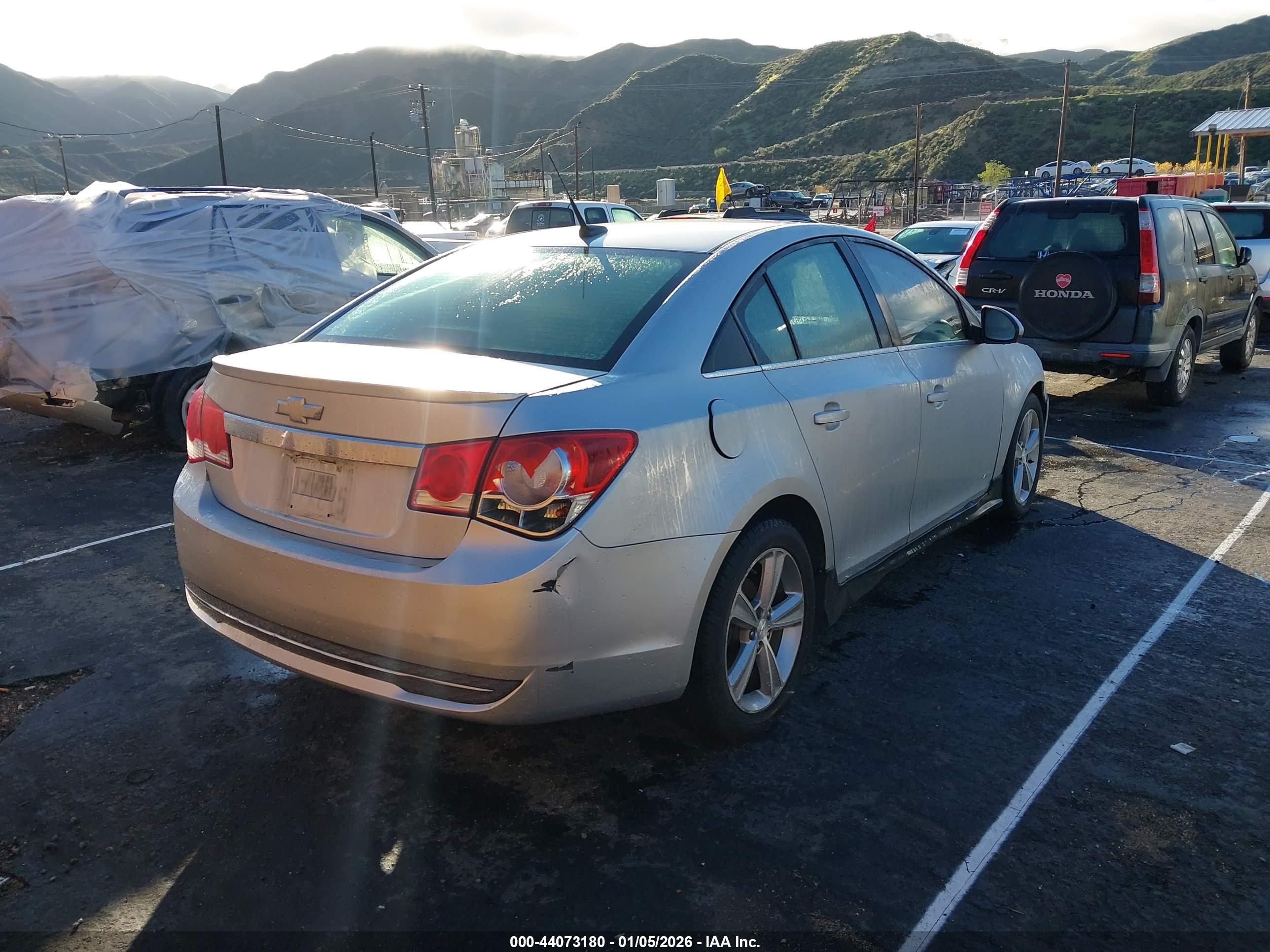 CHEVROLET CRUZE image 4