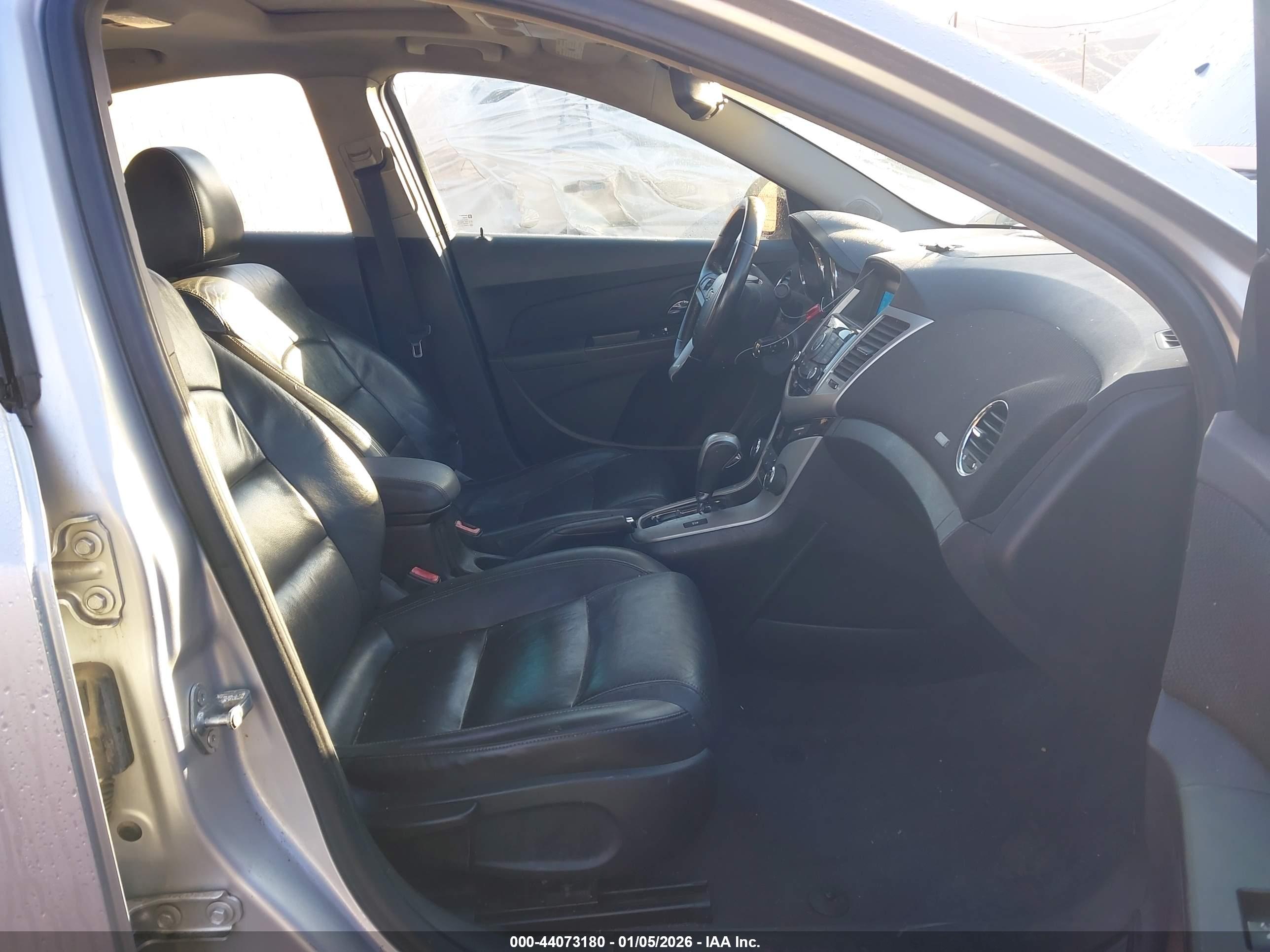 CHEVROLET CRUZE image 5