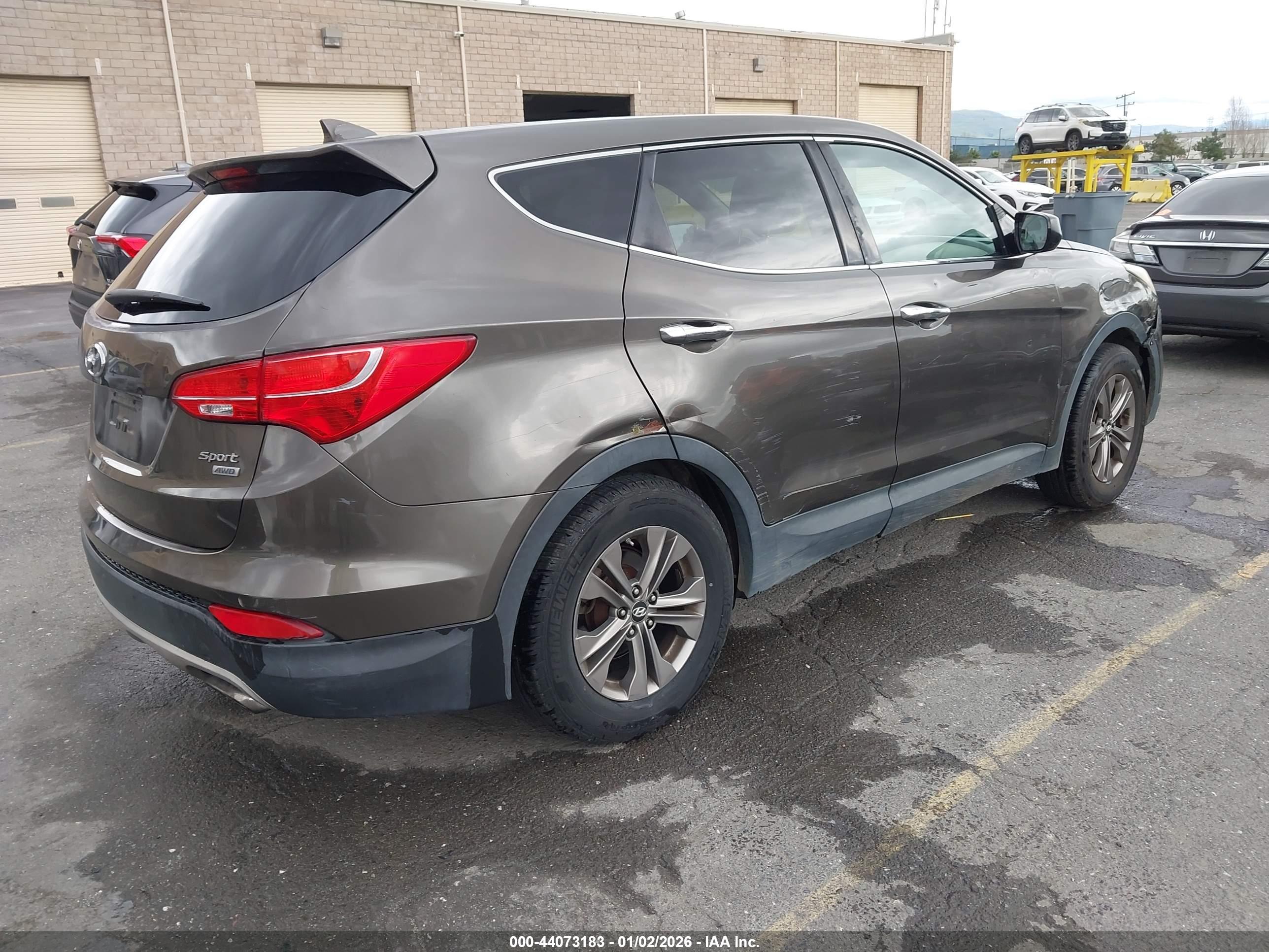 HYUNDAI SANTA image 4