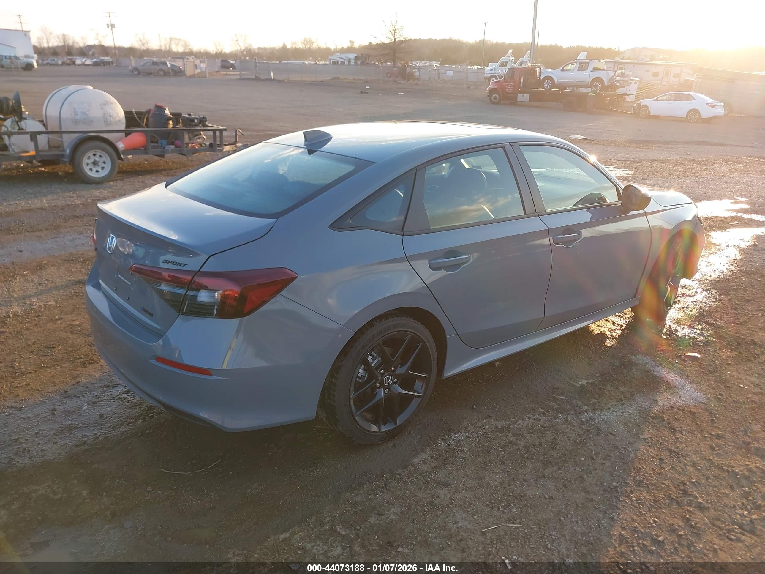 HONDA CIVIC image 4