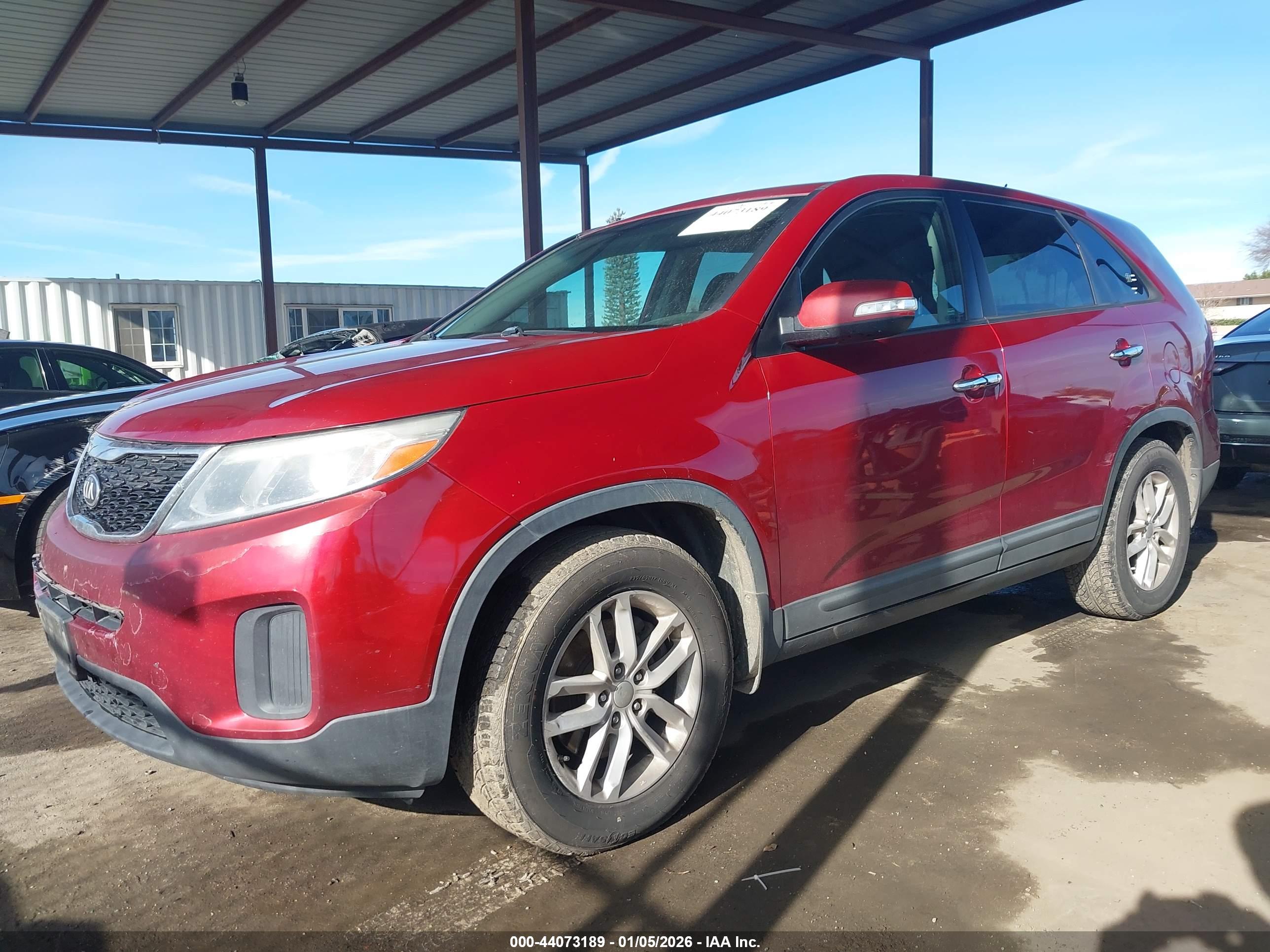 KIA SORENTO image 2